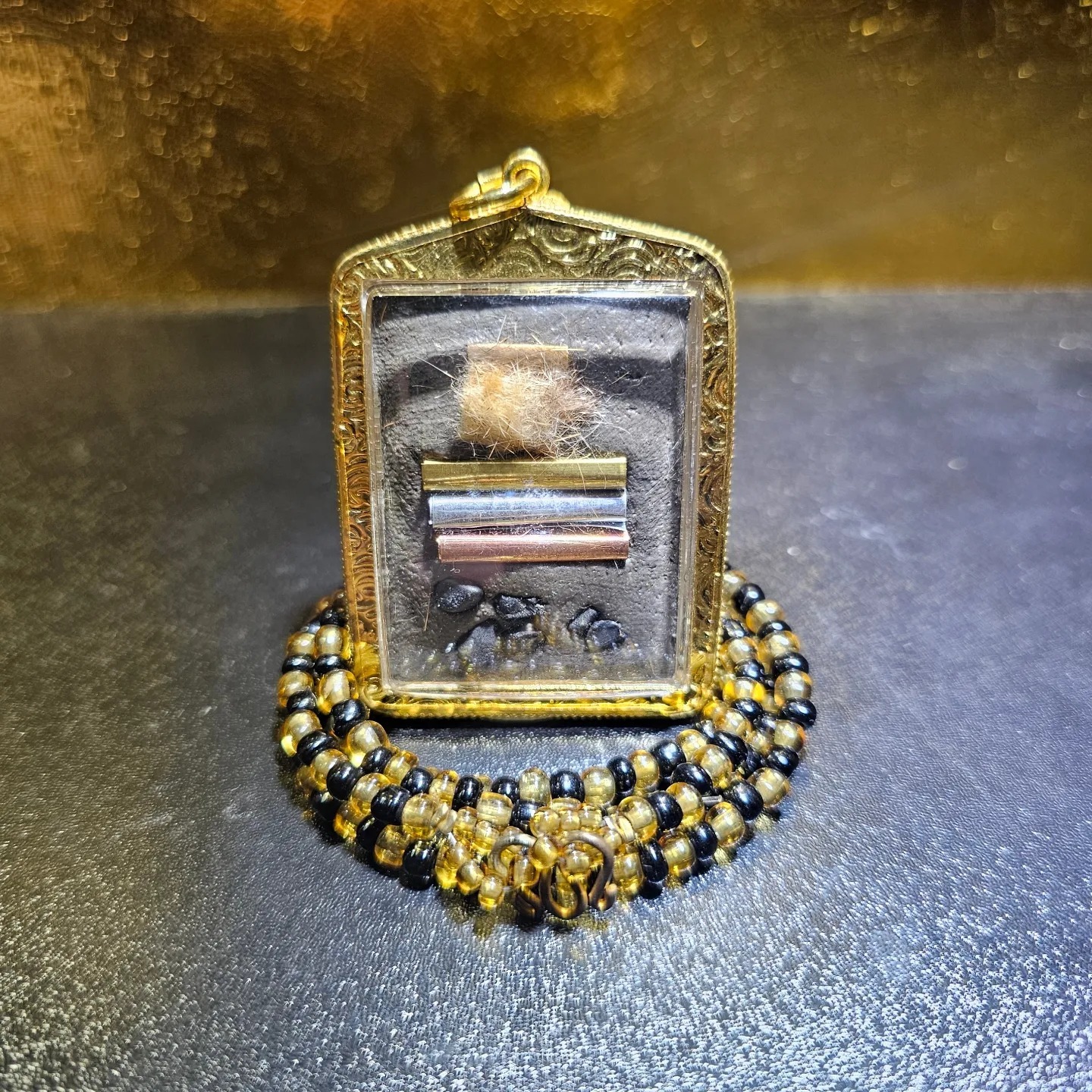 古巴旁蝕 - 食人虎locket 瓷面