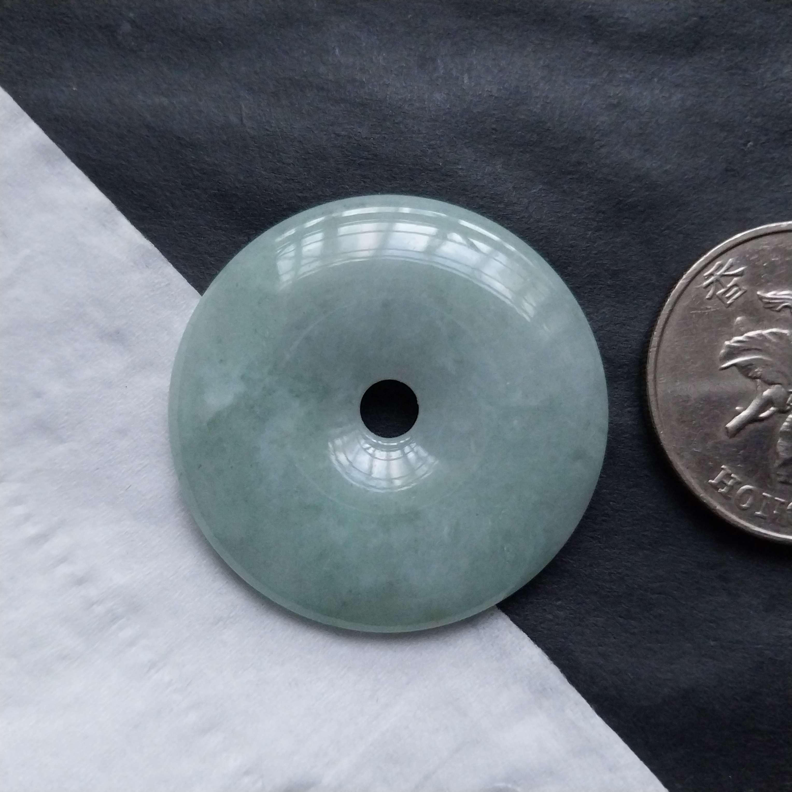 J2150 冰糯果綠大平安扣 (33.8mm直徑)