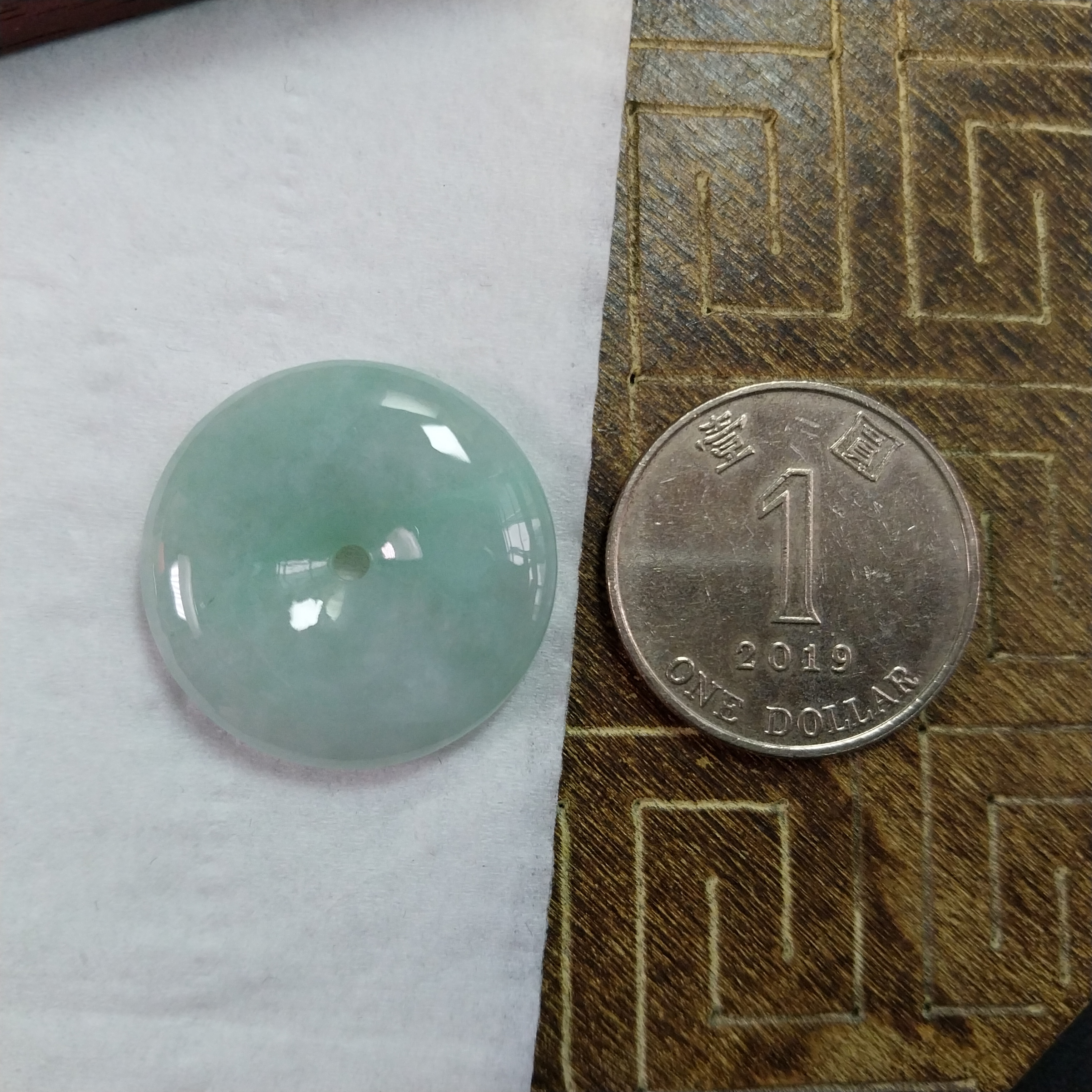 J2308 冰晴水平安扣 (26.2mm直徑)