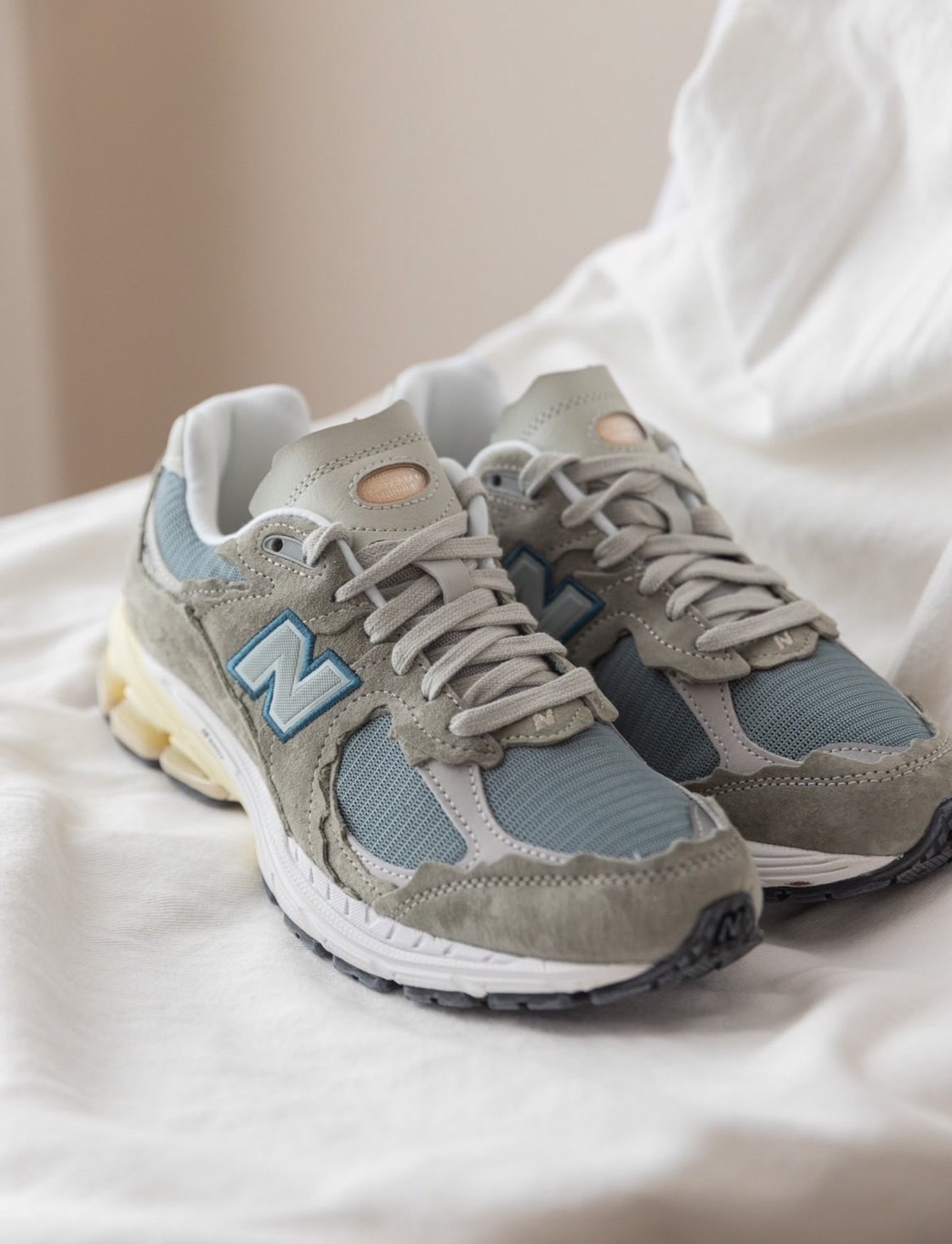 KTQ STORE ‧ New Balance 2002R "Protection Pack“ 淺軍綠 M2002RDD