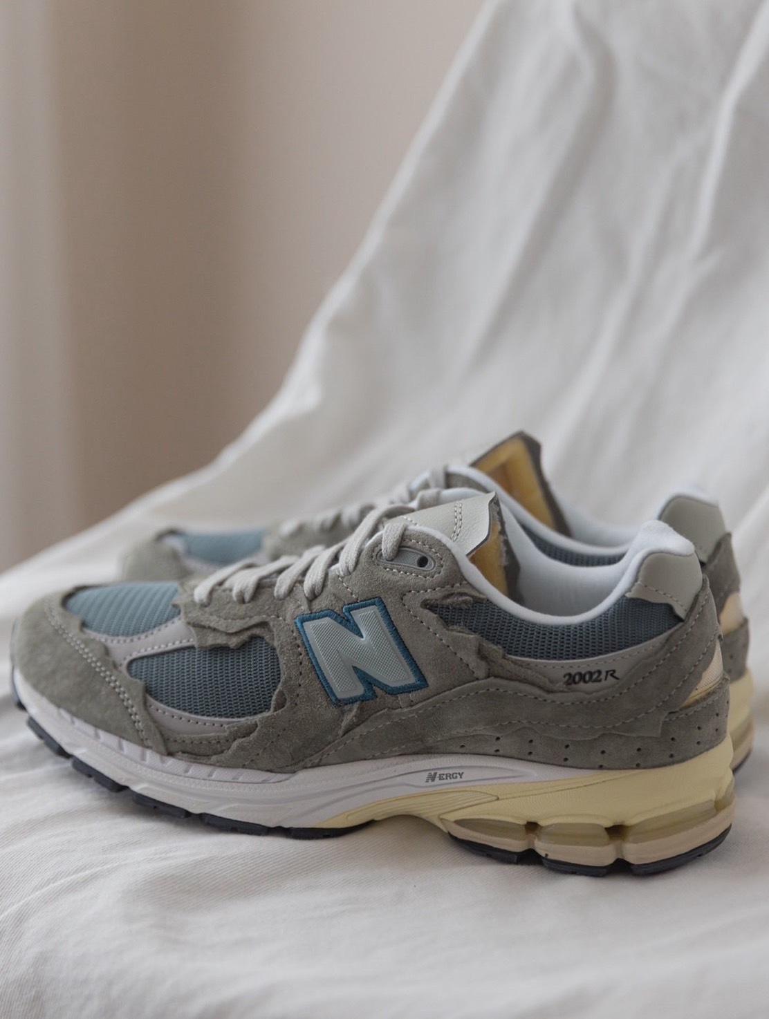 KTQ STORE ‧ New Balance 2002R "Protection Pack“ 淺軍綠 M2002RDD