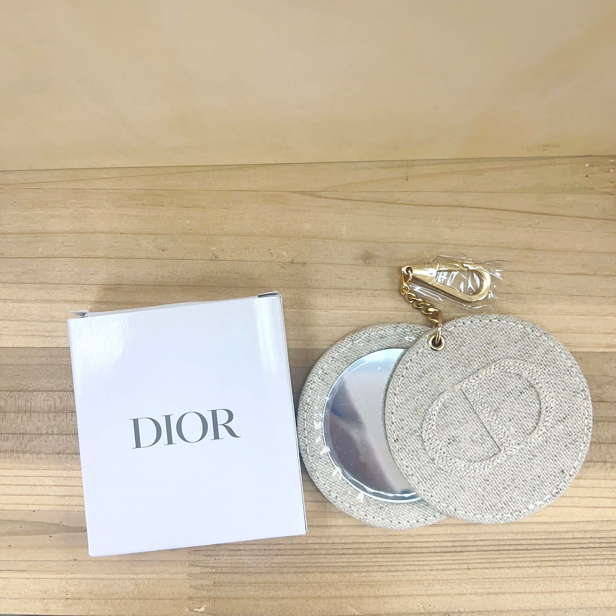 DIOR 鏡子掛飾