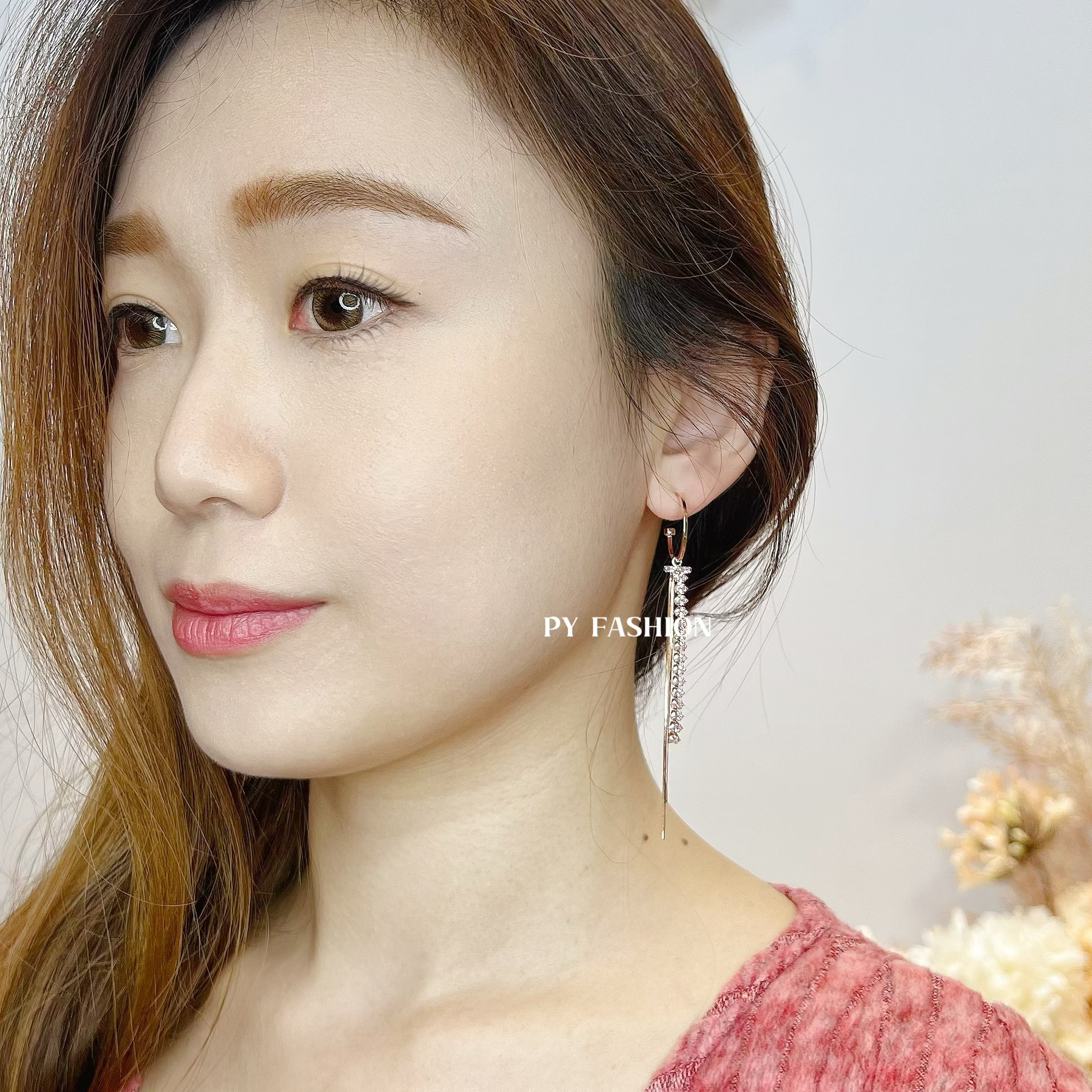 PY FASHION ACCESSORY: PINKY BLING BLING C EAR RING