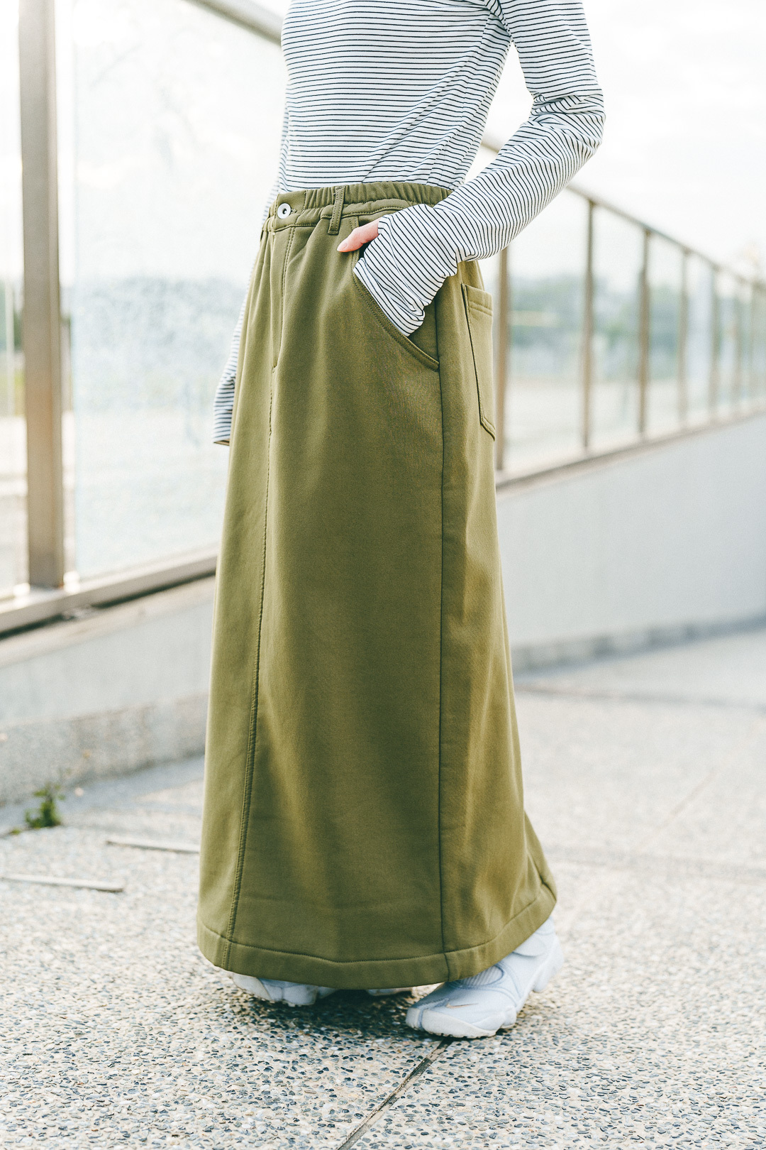 冬日向暖！牛仔斜紋裙(兩色-綠)