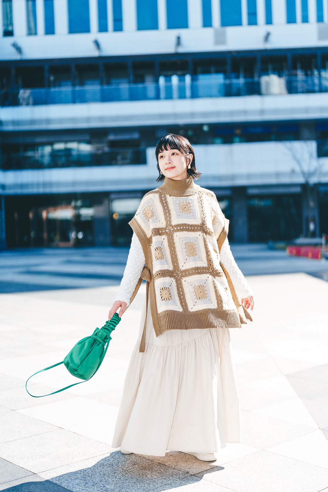雲朵擁抱！提花鉤織綁帶背心(兩色-棕)