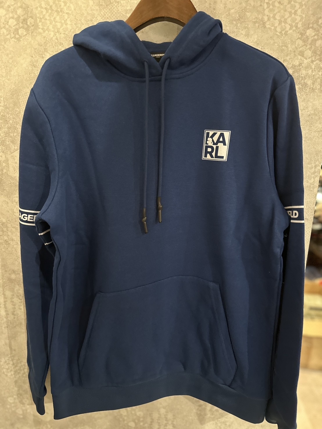 Karl Lagergeld 卡爾 側邊方塊 手臂串標 內刷毛 帽T