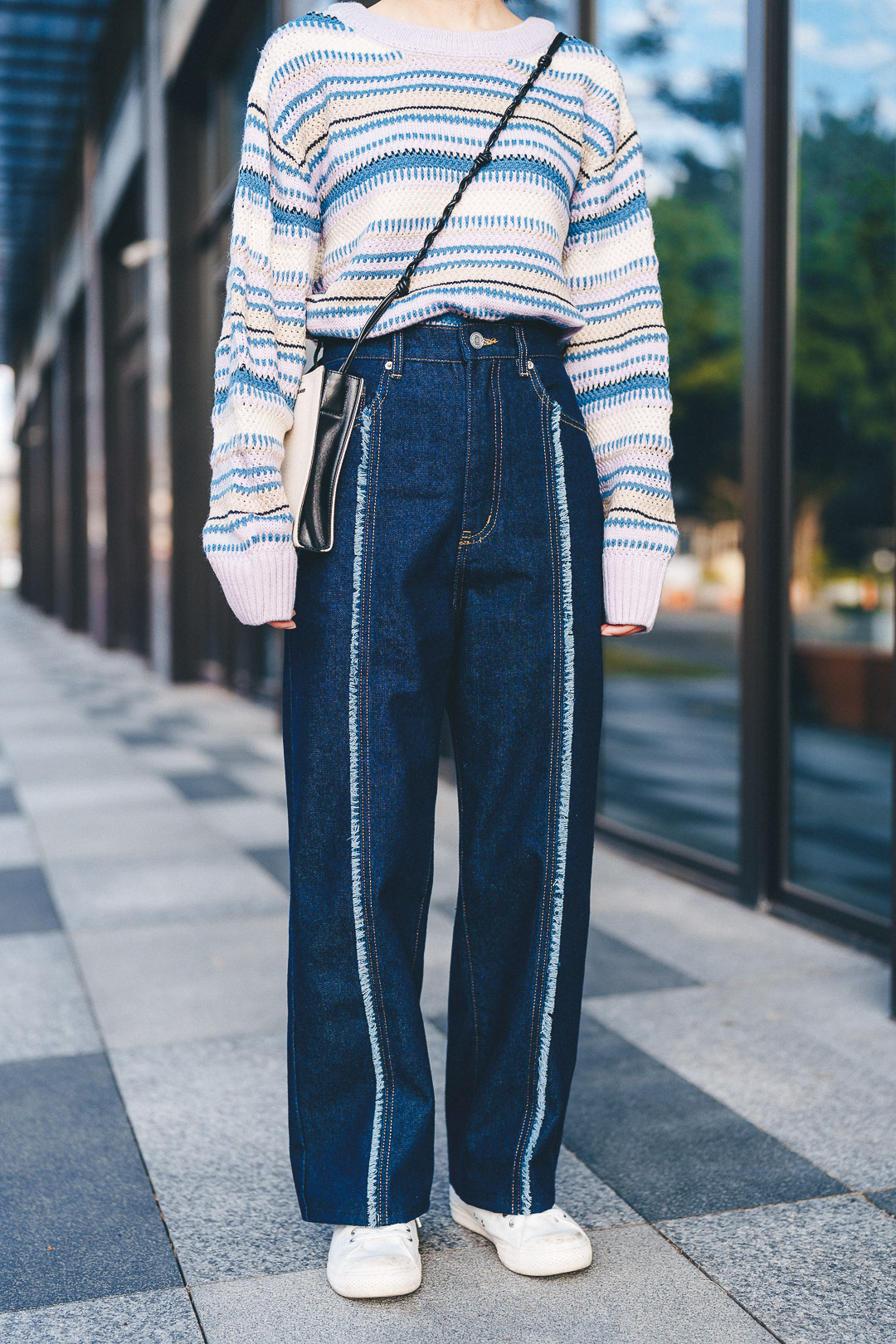 走過四季！中線流蘇牛仔褲(兩色-深藍)