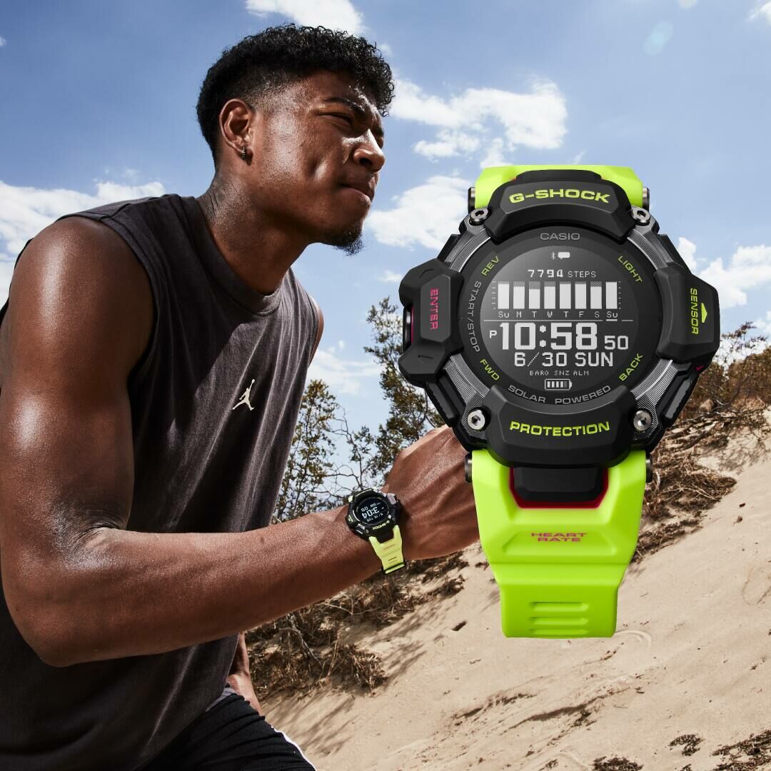 萬年鐘錶 - G-SHOCK  G-SQUAD 系列  H2000 太陽能GPS 心率運動男錶  GBD-H2000-1A9  錶徑 : 52.6mm