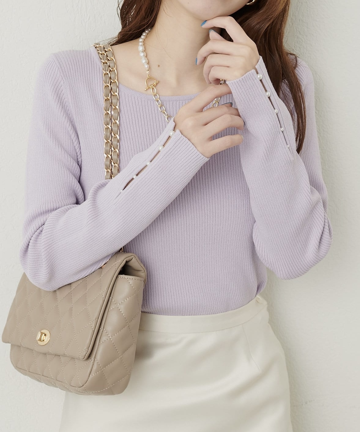 natural couture(ナチュラルクチュール)  袖パールデザインリブニット紫（0332050390）