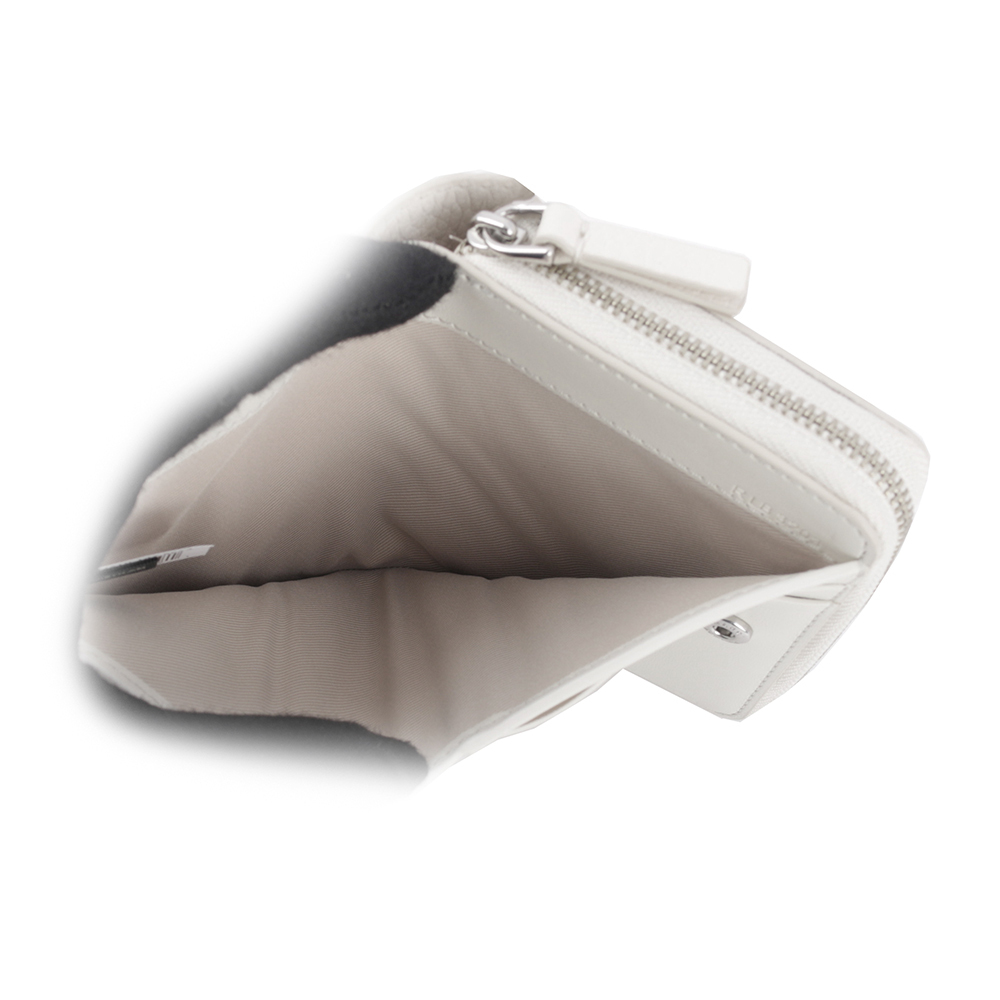 【MARC JACOBS】壓印標誌對開暗釦二折迷你短夾(棉花白) 2R3SMP044S10 137