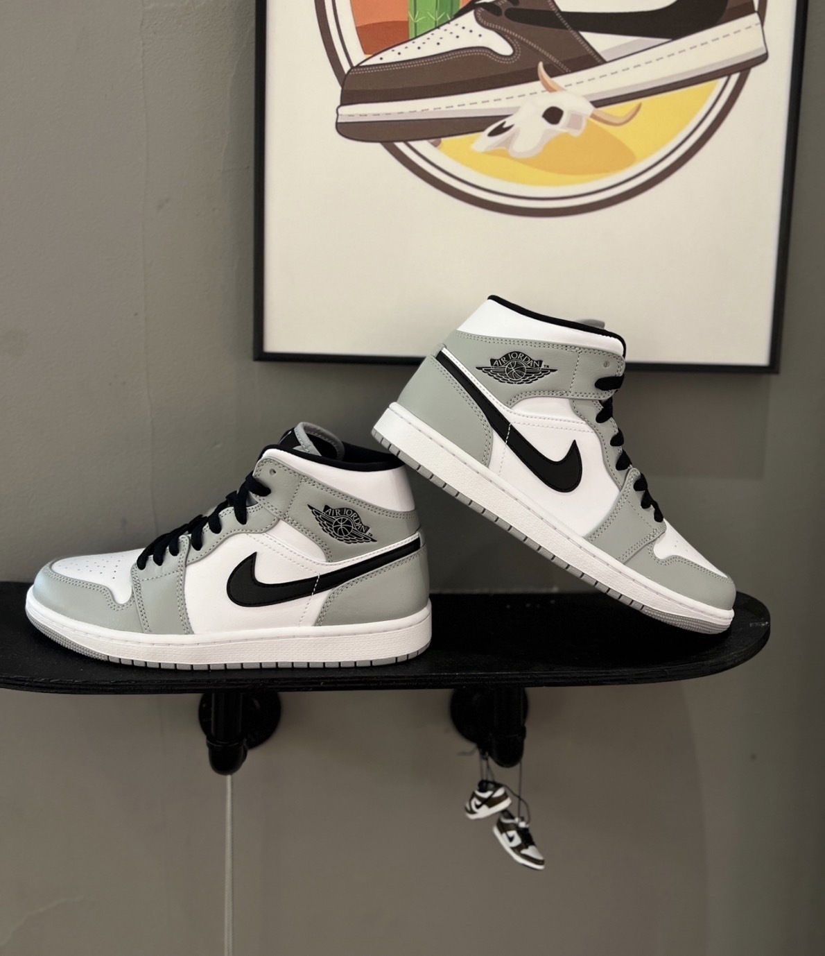 Nike Air Jordan 1 Mid Smoke Grey 煙灰 灰白 高筒