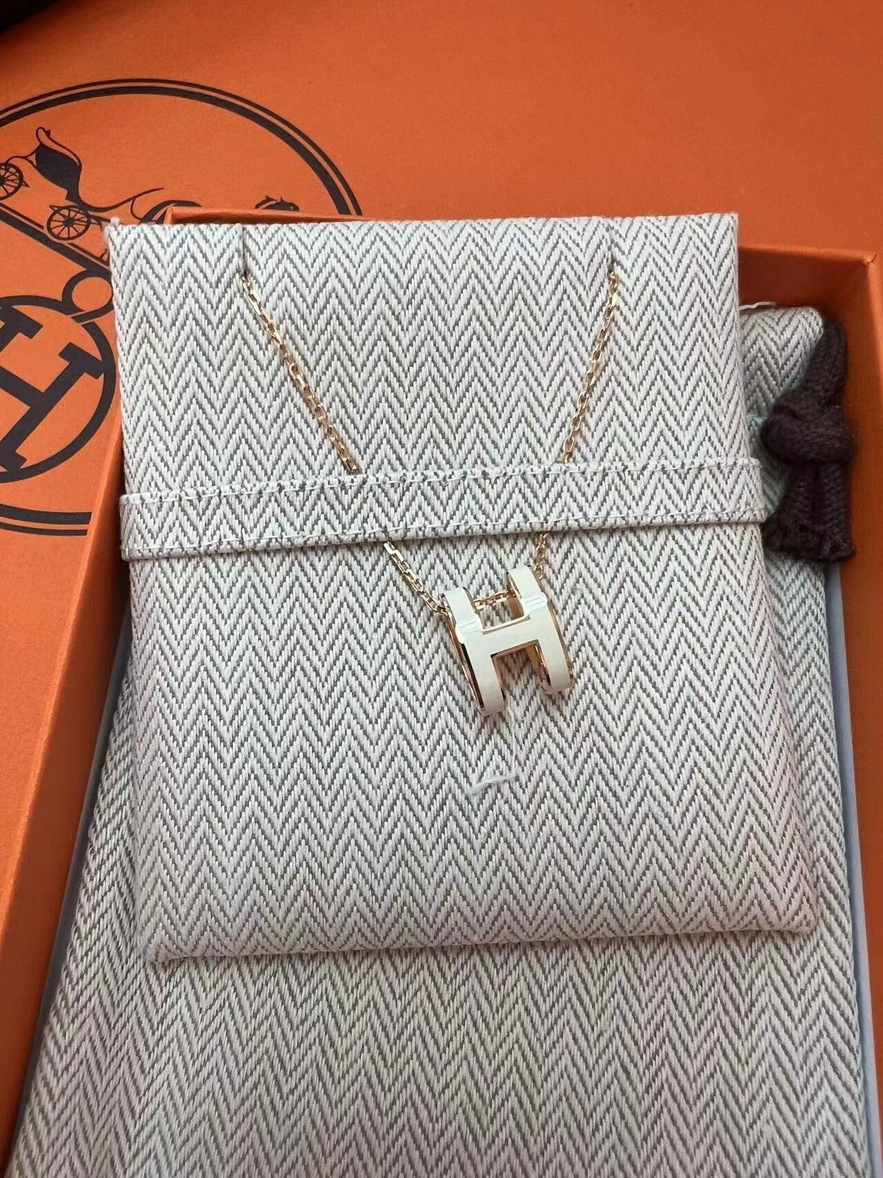 Hermes 白玫瑰金色 GM size  -M