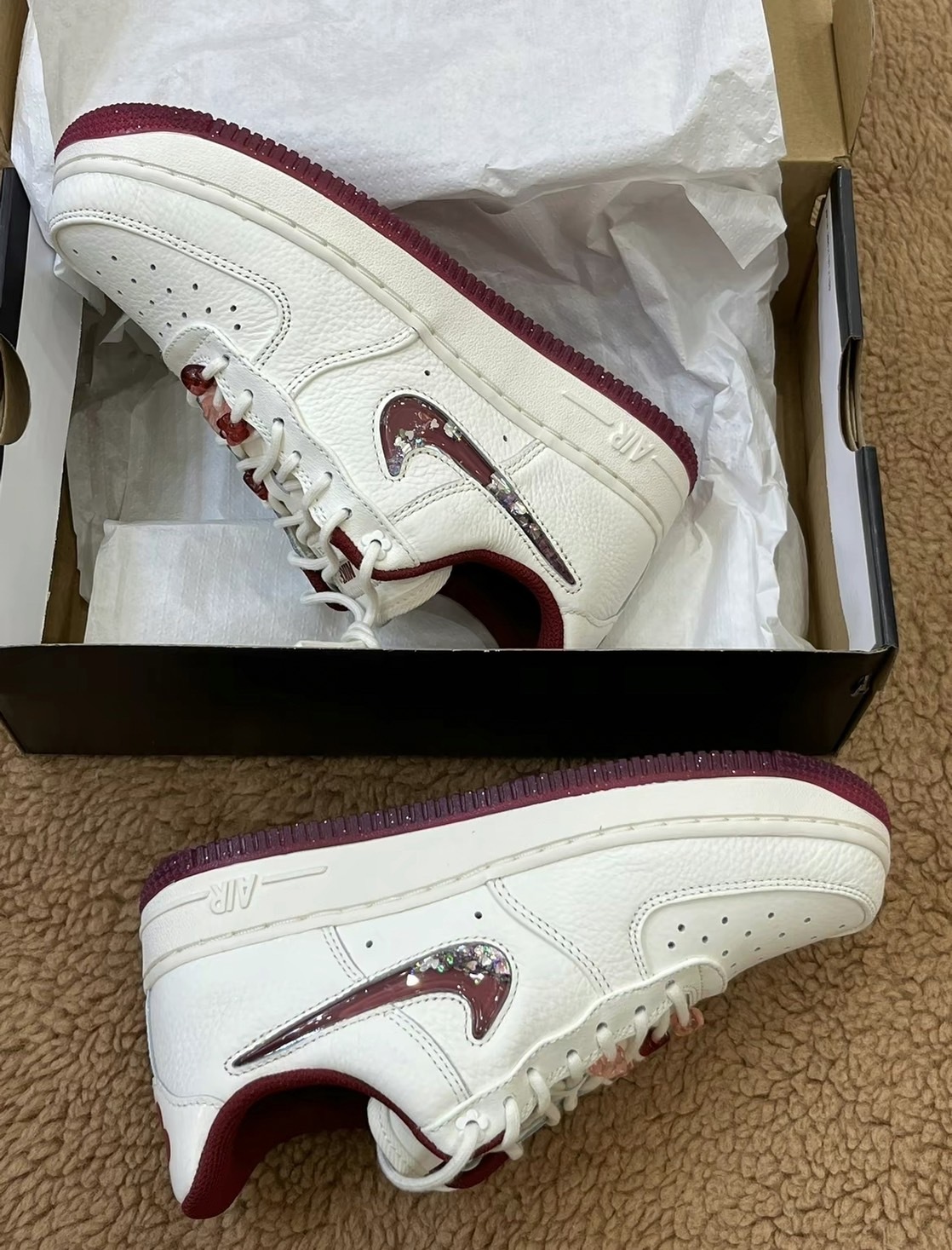 Nike Air Force 1 情人節限定 愛心小花朵