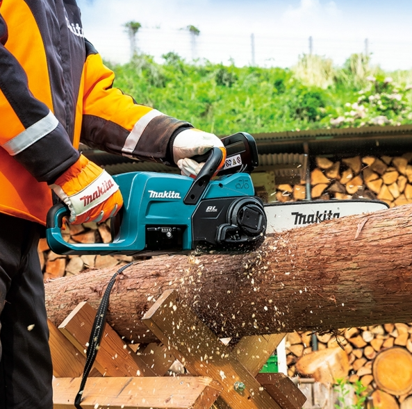 "MAKITA"牧田牌 充電式鏈鋸300mm(12")(鋰18V)(淨機)-[DUC307ZX1]