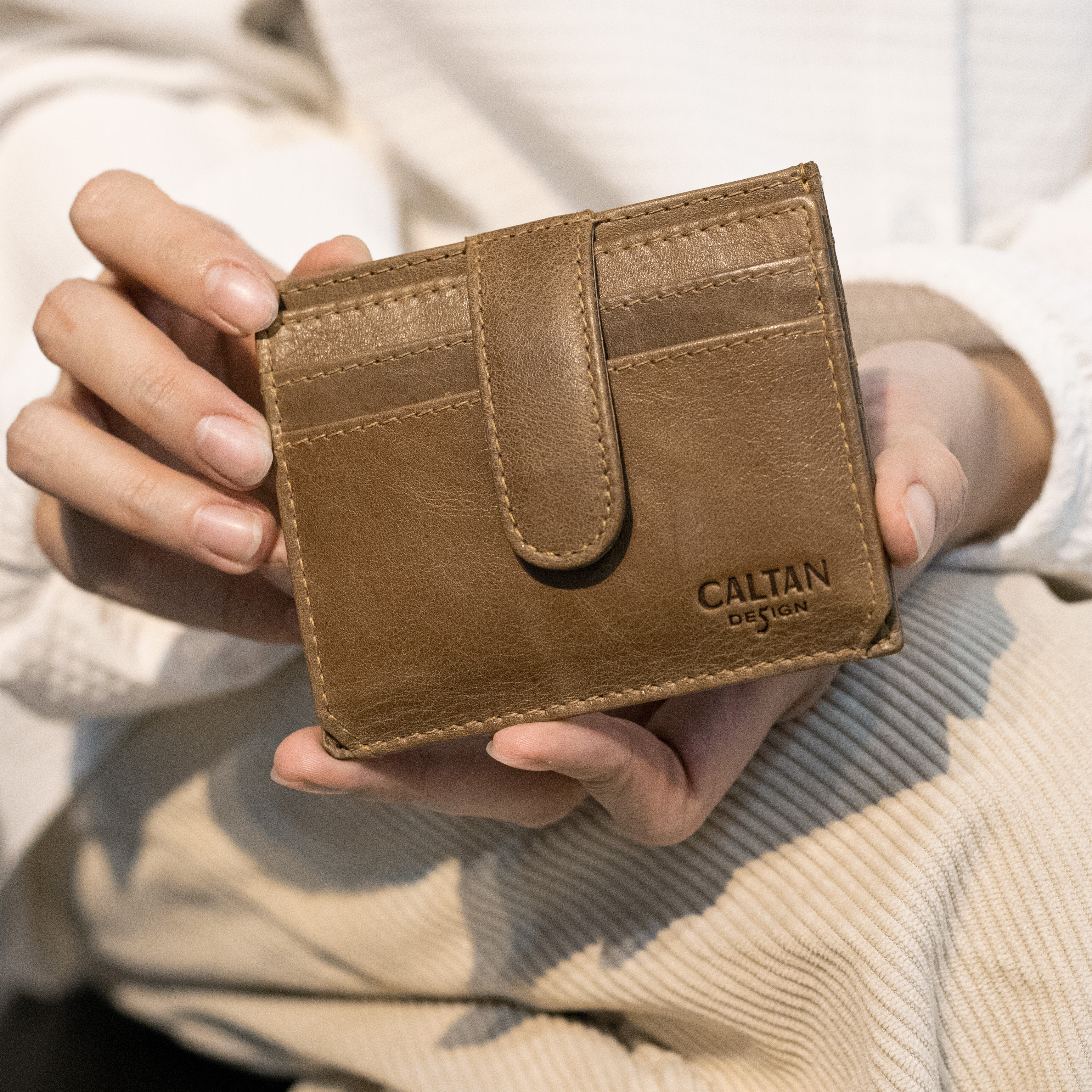 扣式多層卡片夾-三色(075024)