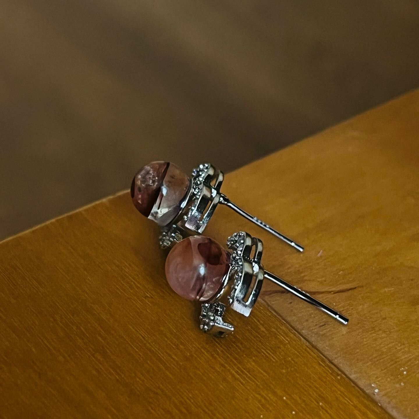 [原石] 紅膠花 925銀耳環