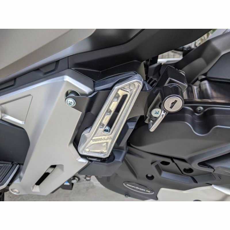 KITACO  ADV150 Helmet Lock