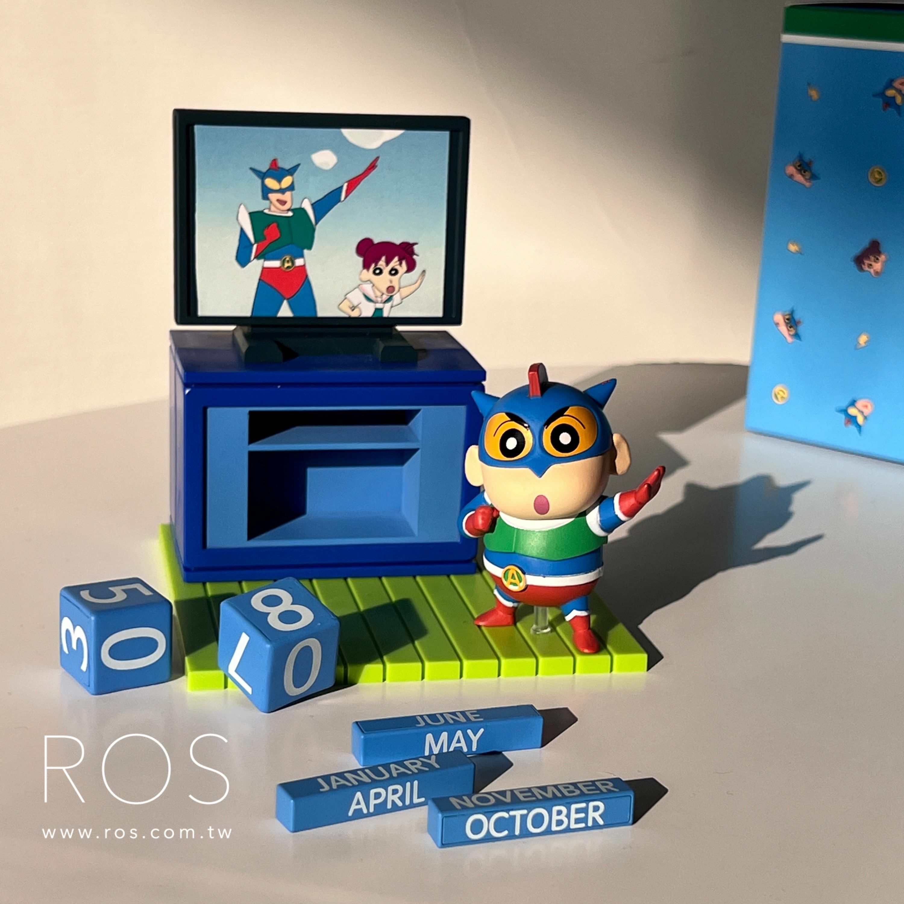 韓國正版🇰🇷 蠟筆小新 動感超人公仔萬年曆