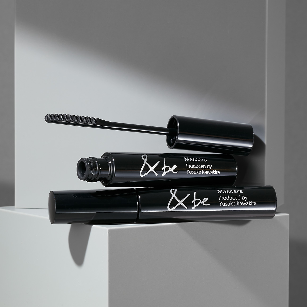 河北裕介 &be Mascara Black