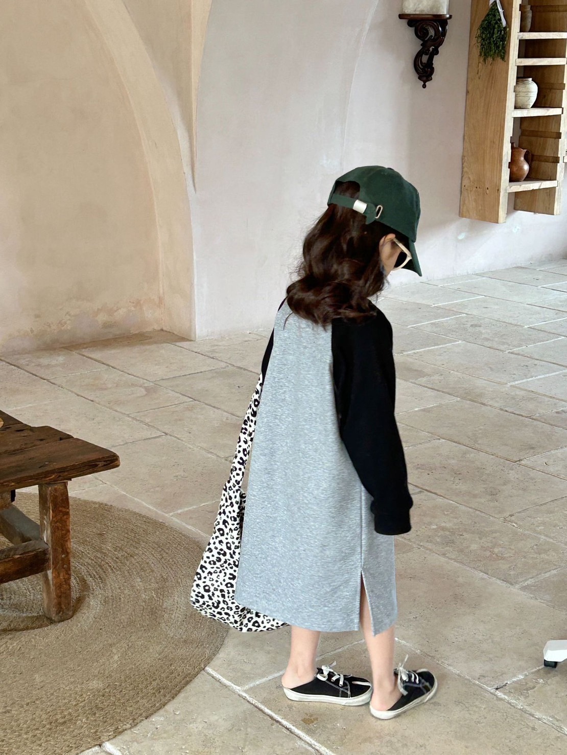 插肩小開岔長袖洋裝