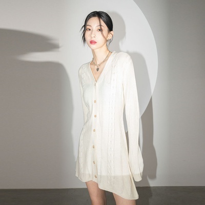 AVANDRESS Punching Knit Dress