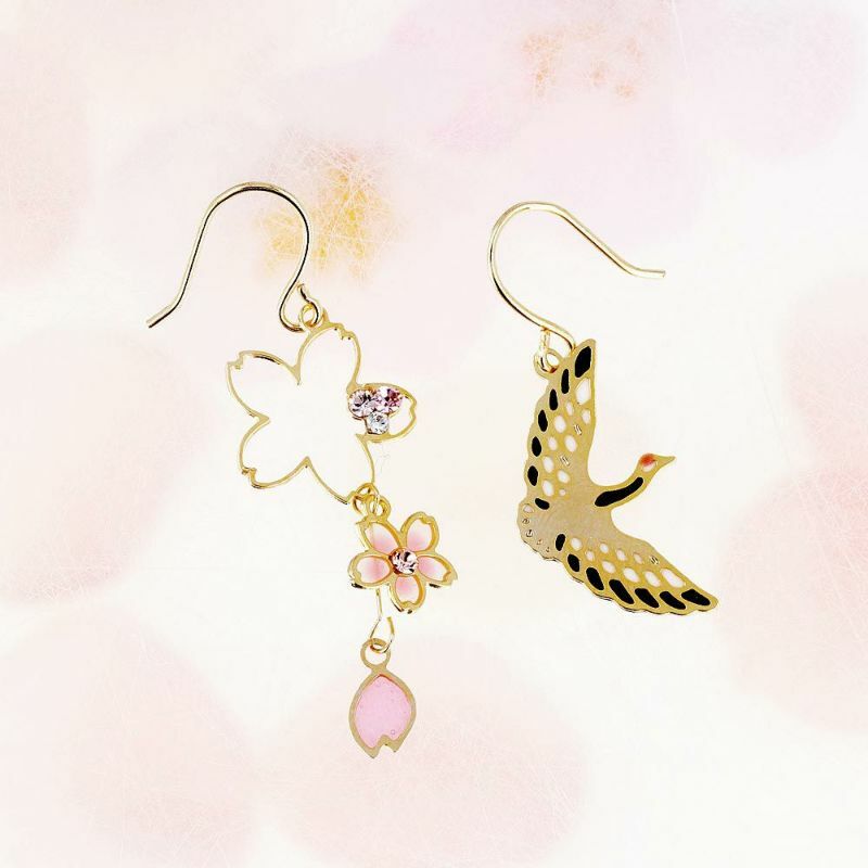 [日本制] 櫻花&紙鶴耳環