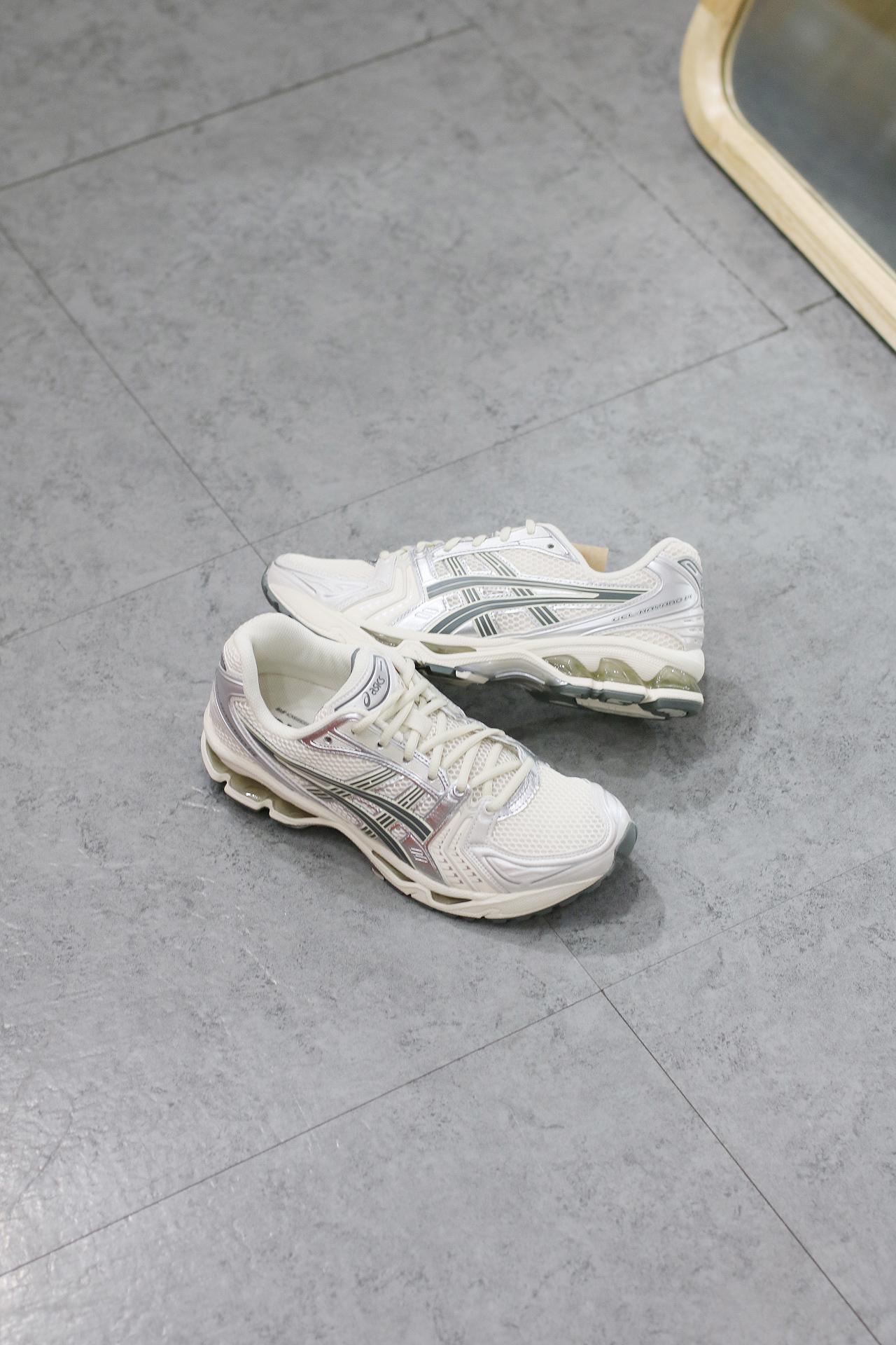 ASICS GEL-KAYANO 14 DARK PEWTER 米白銀綠色