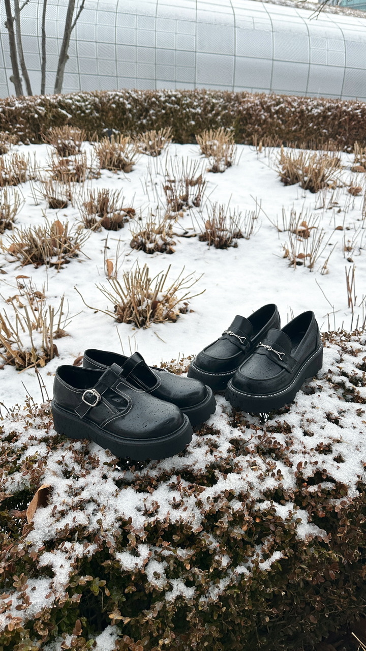 A0089｜超高質銀扣明線樂福小皮鞋 #2402