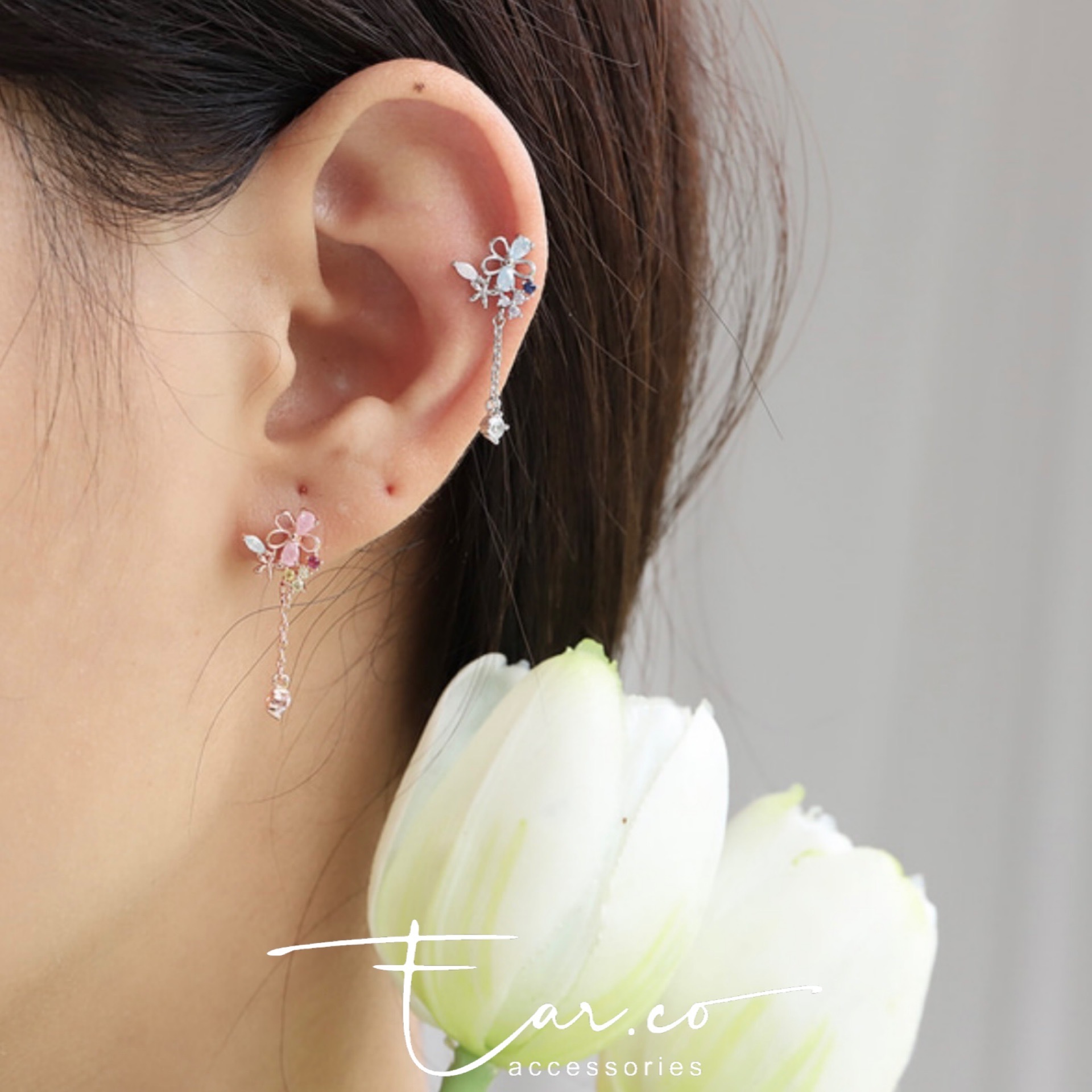 拼色褸空小花垂釣水滴耳骨釘 [單支] #P015