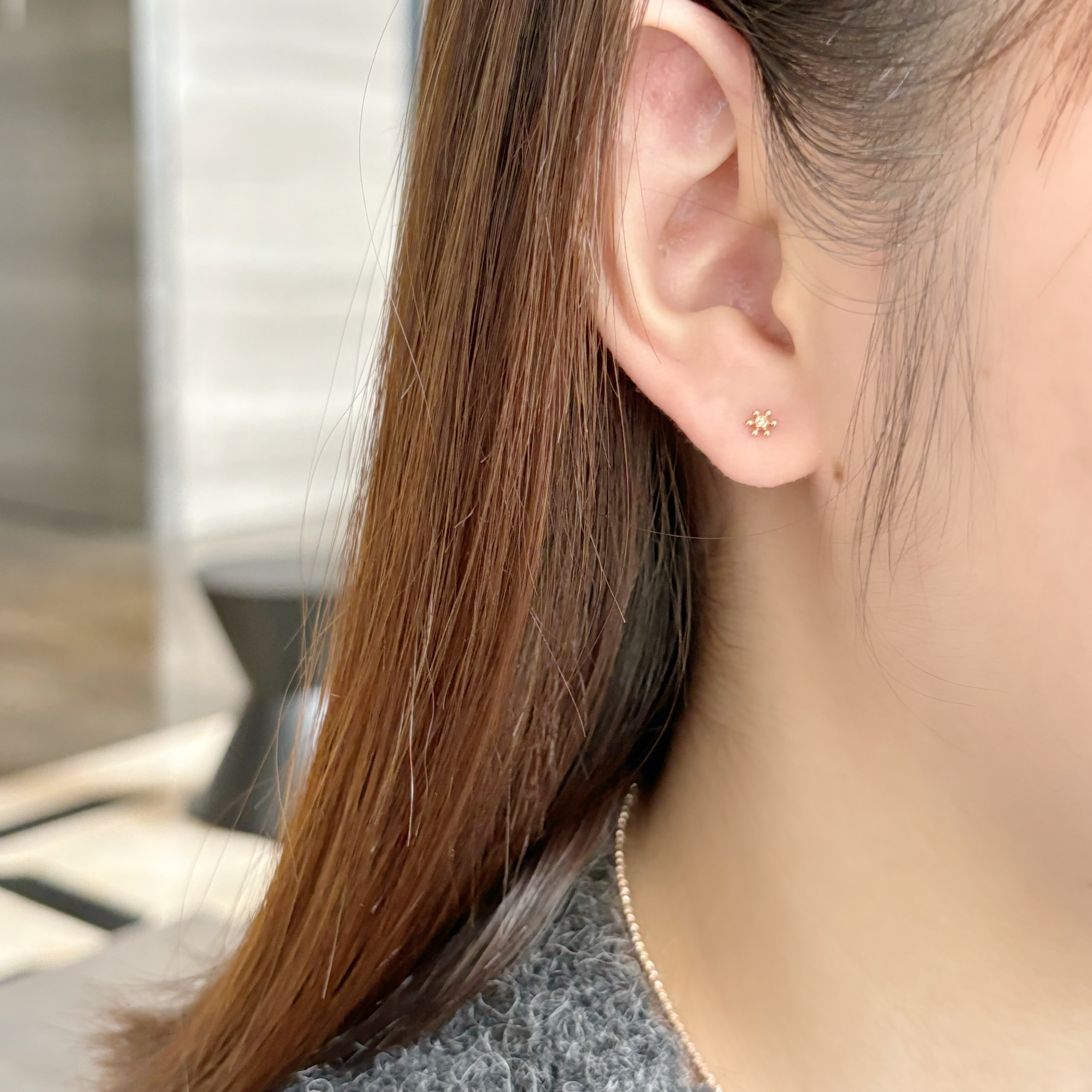 14k小點花花真鑽轉珠耳環