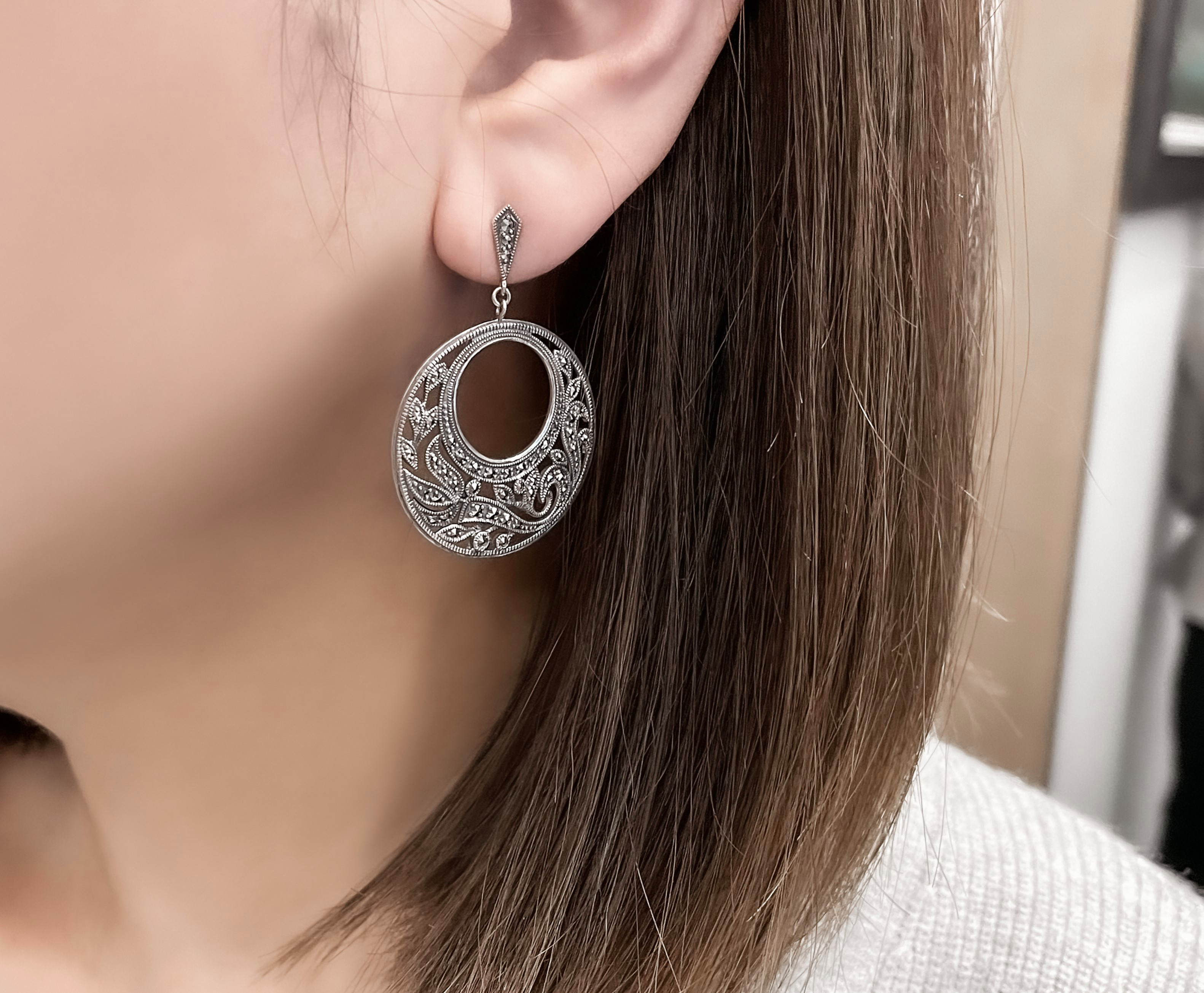 圓形鏤空馬克賽石耳環