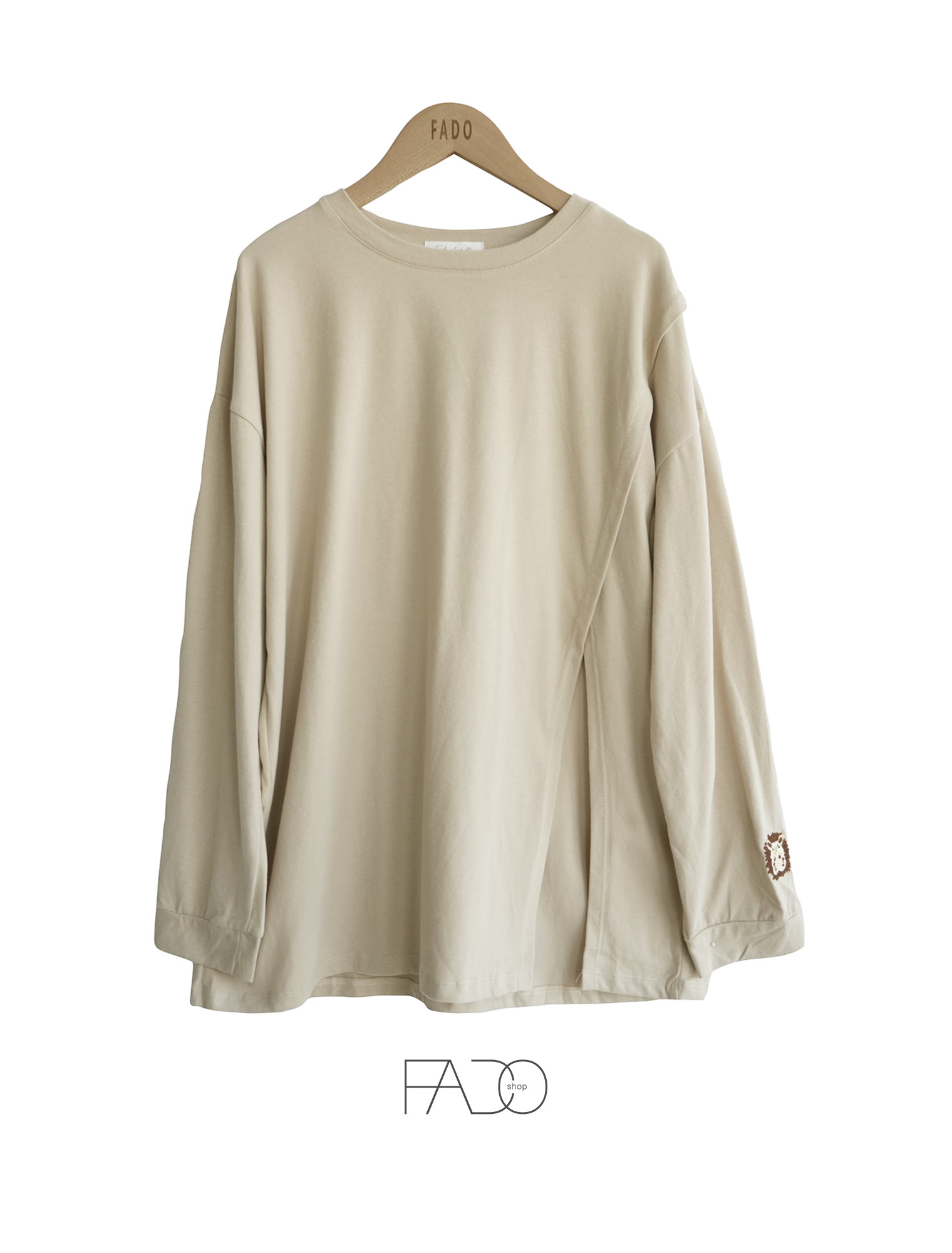 法朵Fado shop｜刺繡磨毛開衩棉Tee 0210078 三色