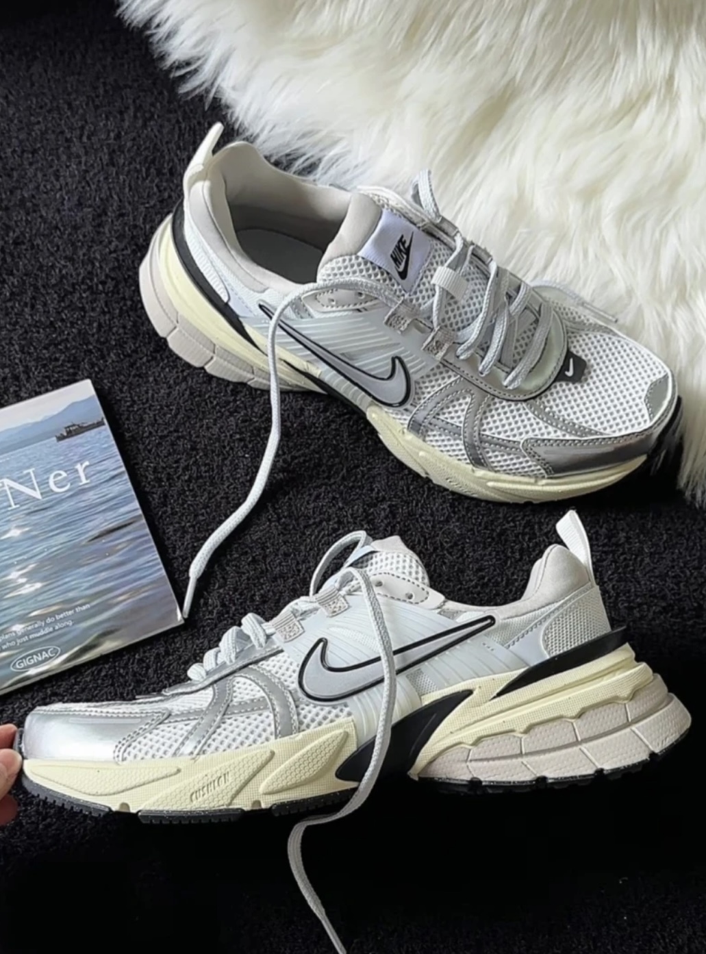 零碼特價，售出不退換┃女鞋 NIKE V2K RUN RUNTEKK 白銀 復古 Y2K FD0736-100