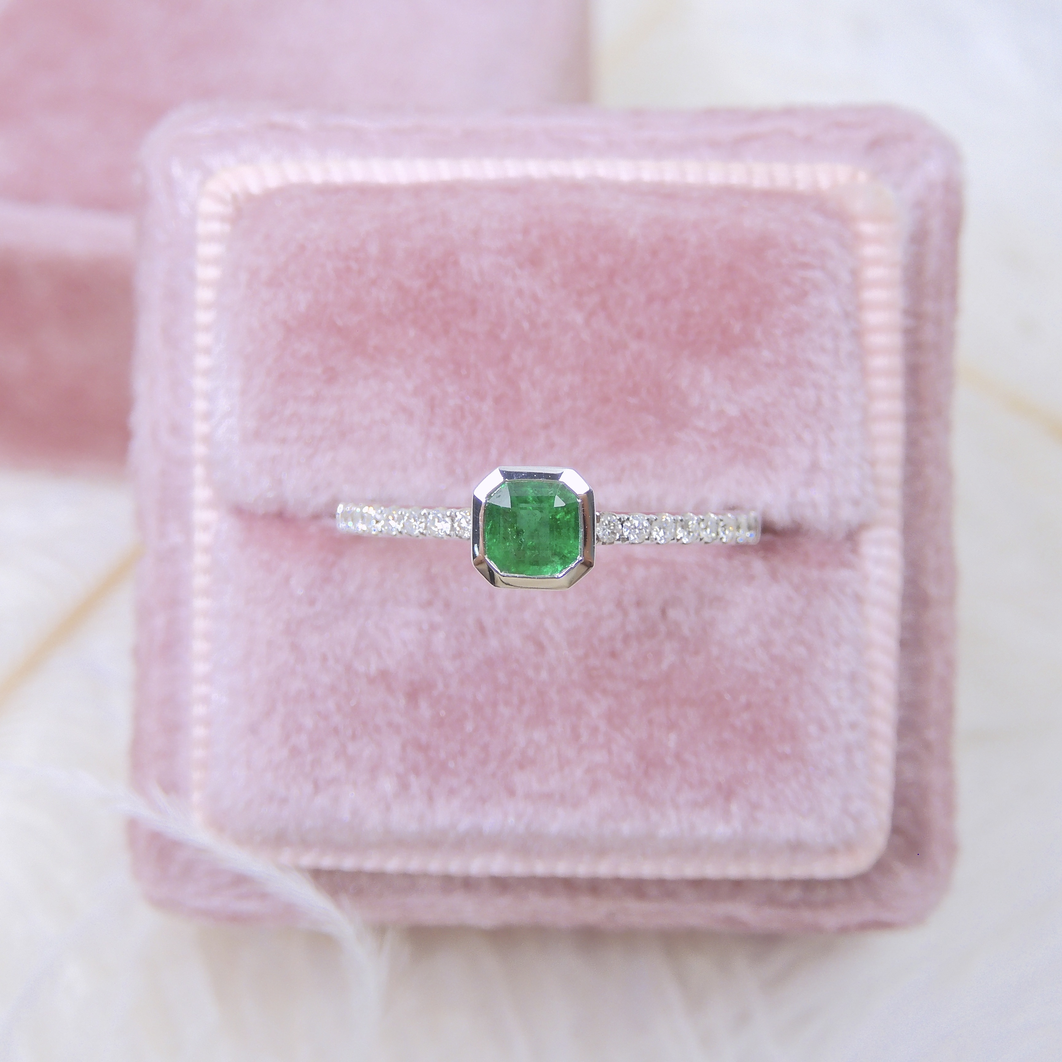 18K金 0.34ct 綠寶石戒指