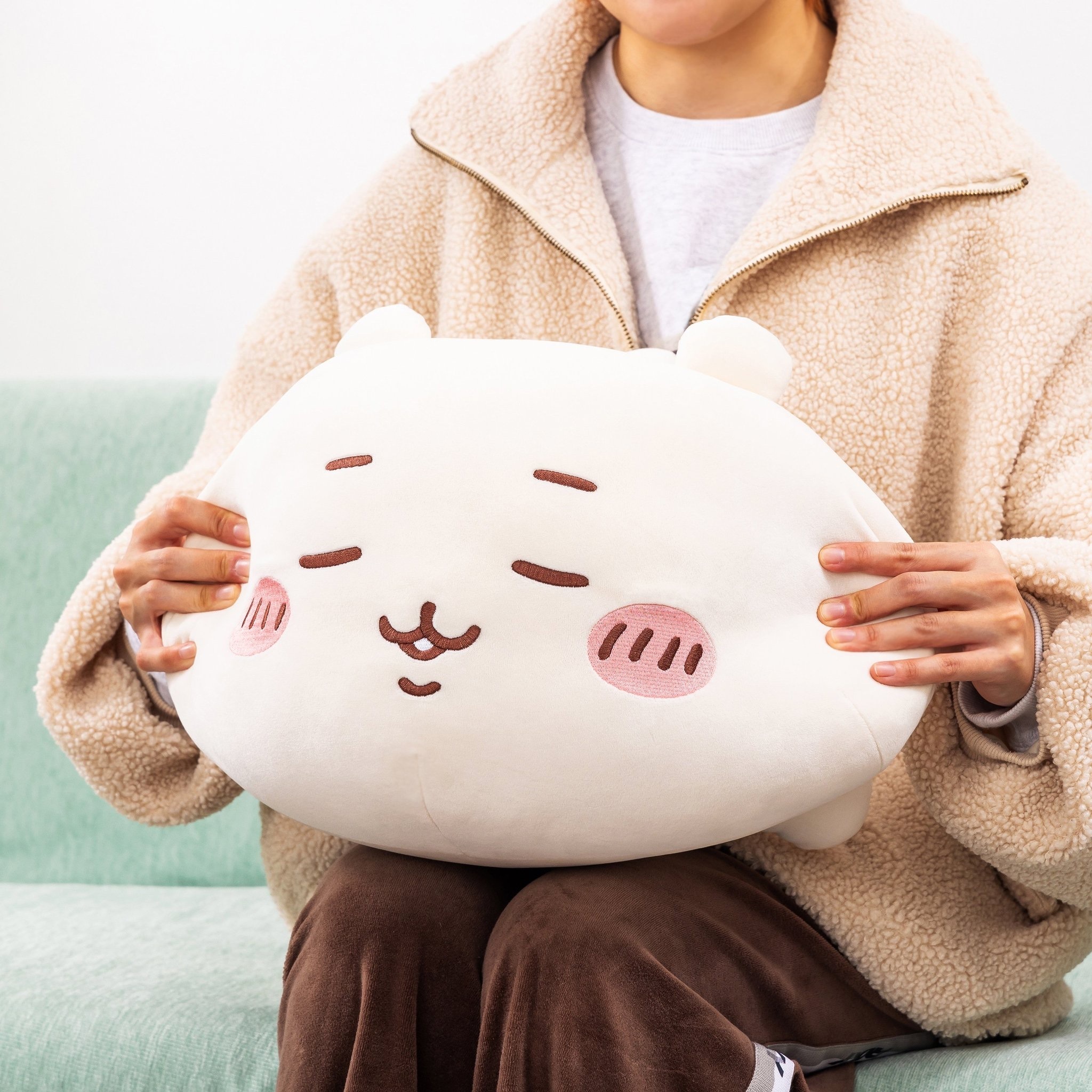 預訂｜Chiikawa 棉花糖一樣的睡覺抱抱公仔 小可愛 八字貓 兔兔