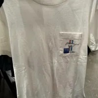 [S] A&F SMALL POCKET SHORT SLEEVE T-SHIRT,WHITE, 123-609-0028-100 (SAF33)