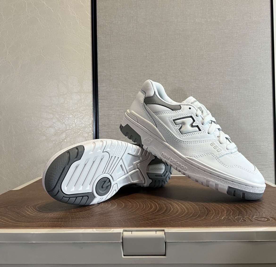 KTQ STORE ‧ New Balance 550 "White Grey Cream" 銀雲灰白 BB550SWA