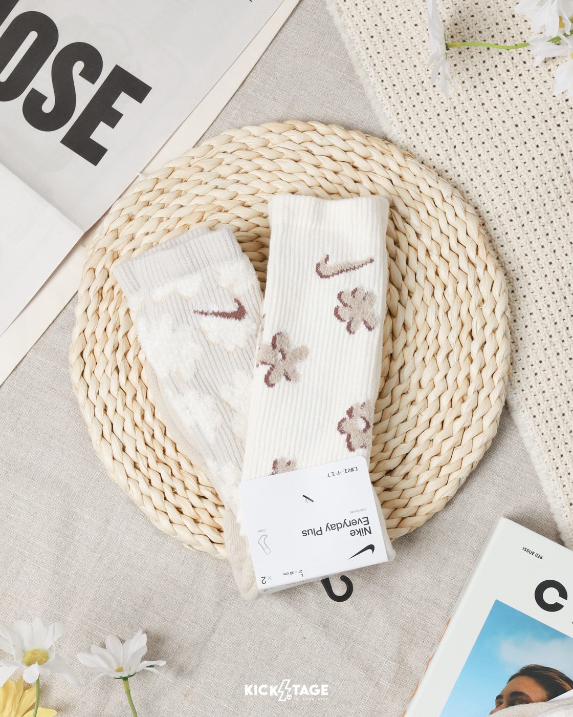 NIKE EVERYDAY PLUS 奶茶色 杏色 絨毛小花 長襪 高筒襪 兩雙一組【FN9136-900】