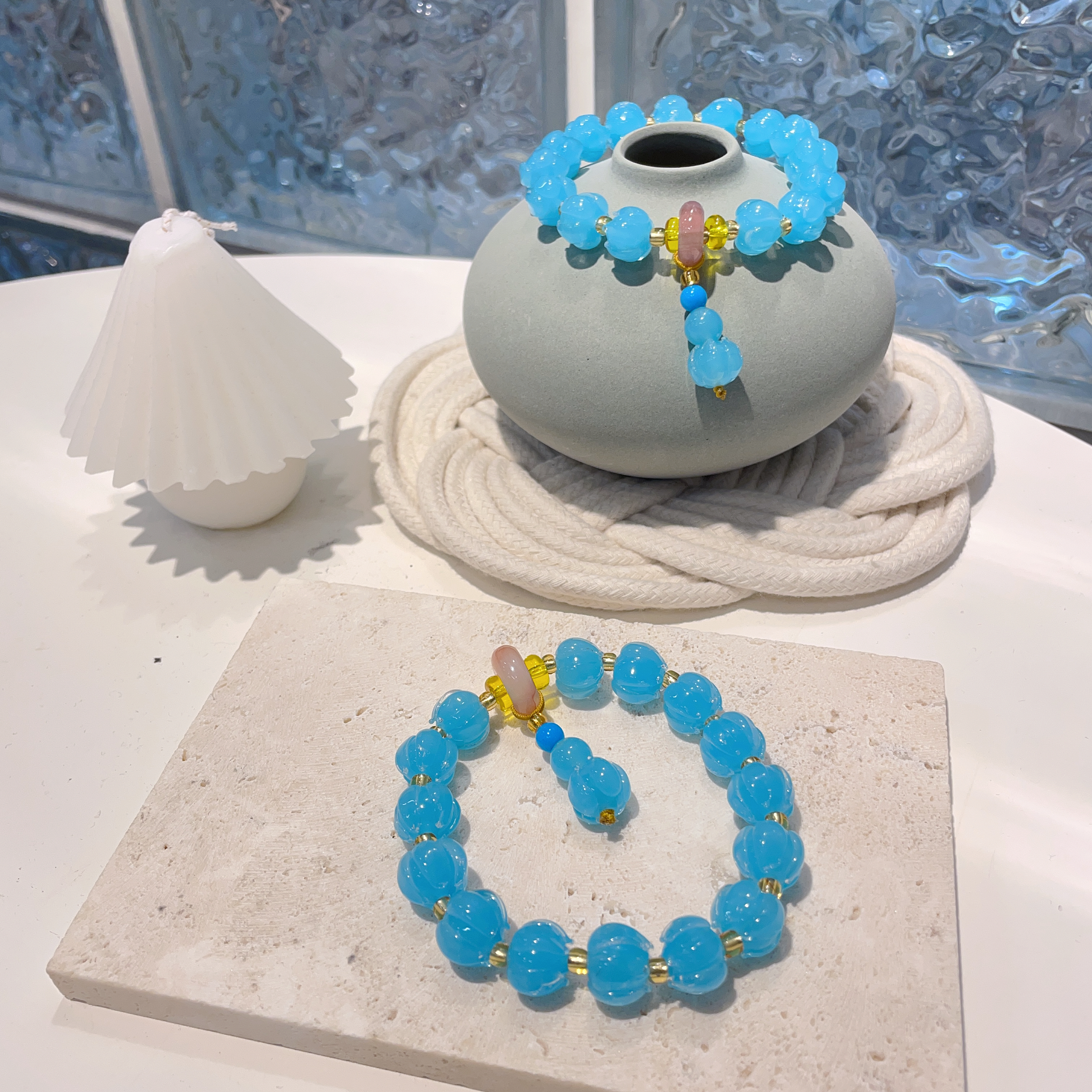 蛋殼藍琉璃蓮花手串