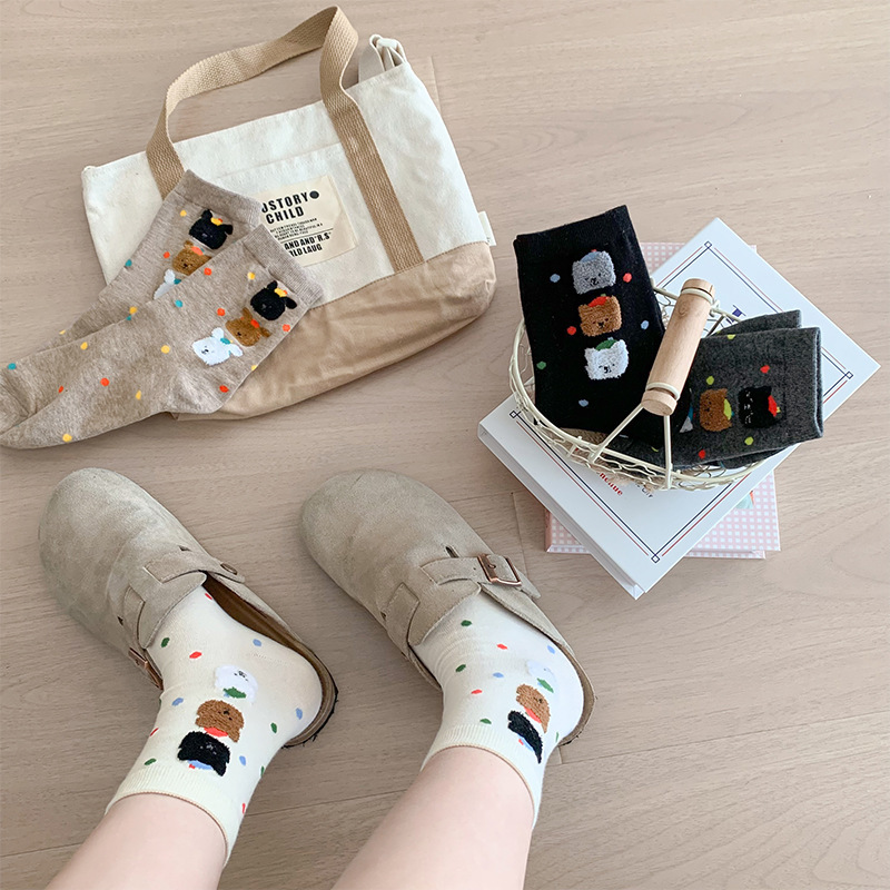 《3571》♾️日系三隻小熊彩點中筒襪