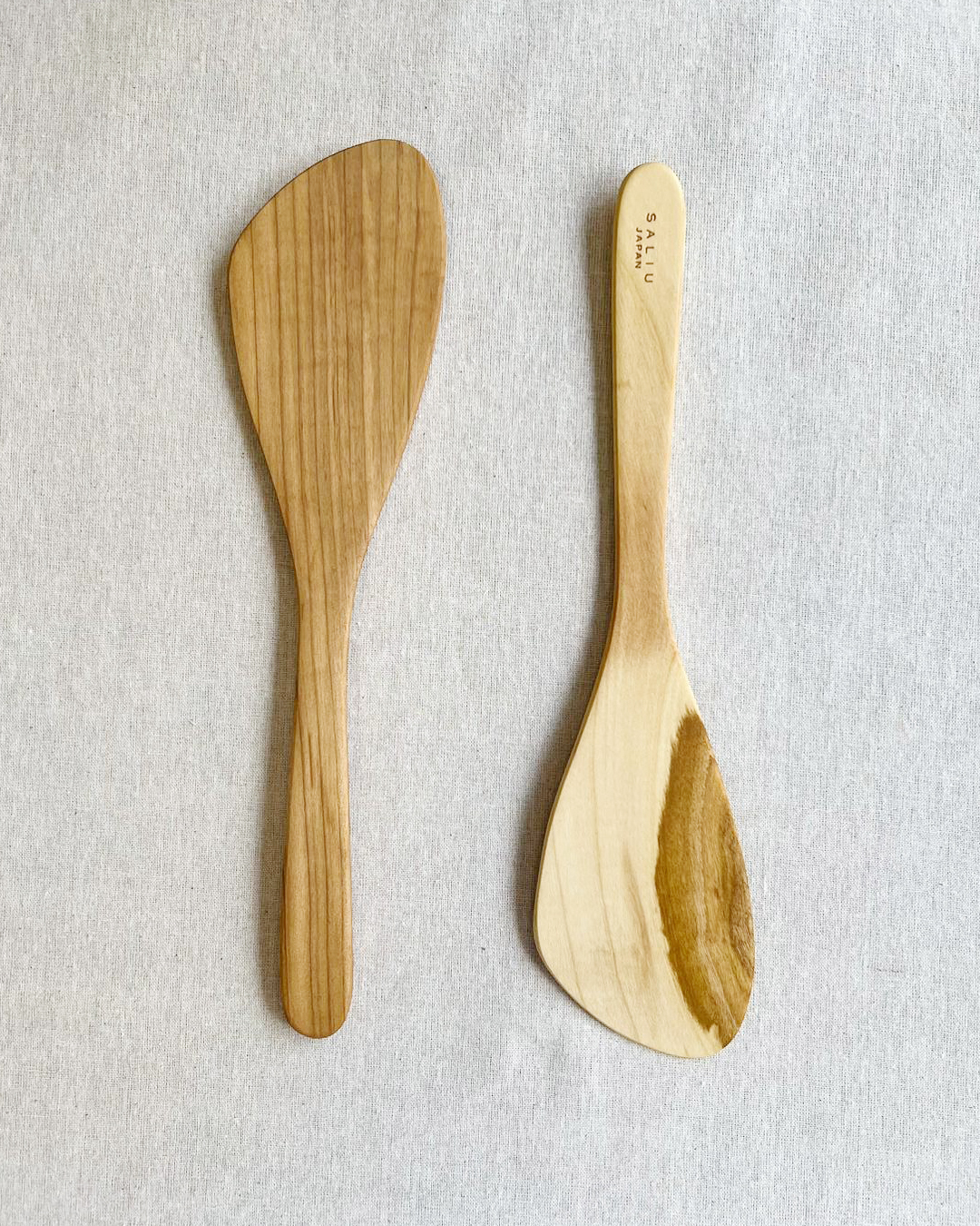 天然山櫻木 斜頭鍋鏟(炒用)｜SALIU