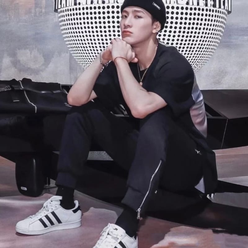 ADIDAS SUPERSTAR 經典白 金標 貝殼鞋（EG4958）