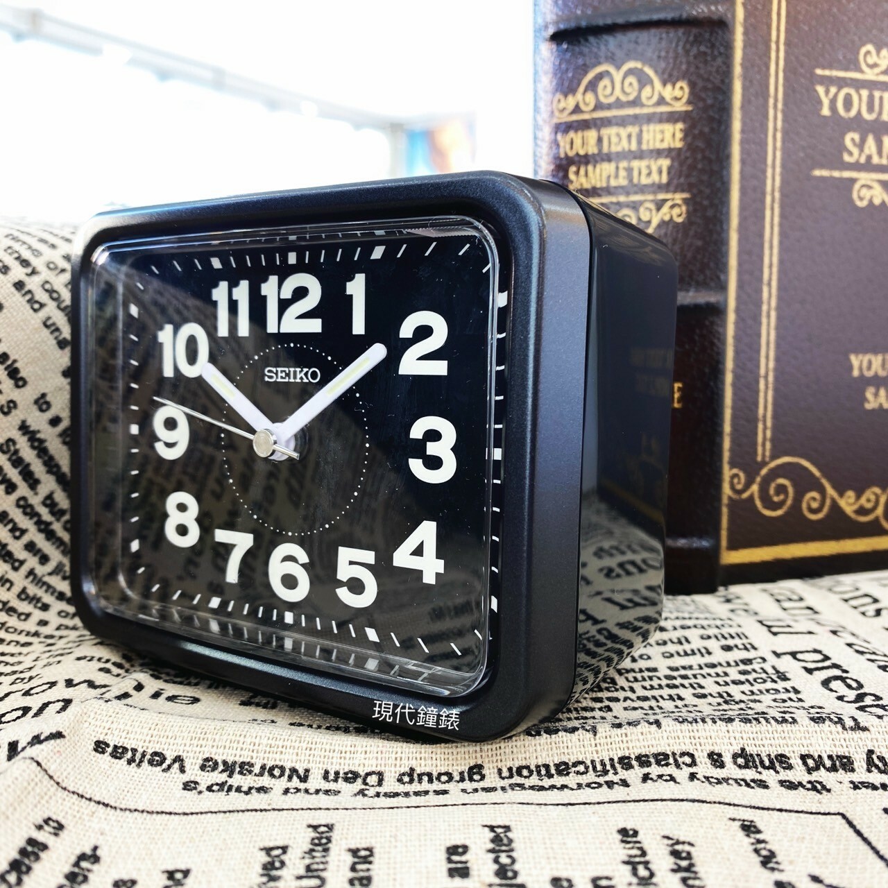 【SEIKO 精工】寧靜夜晚靜音夜光鬧鐘 QHK062K 11cm 現代鐘錶