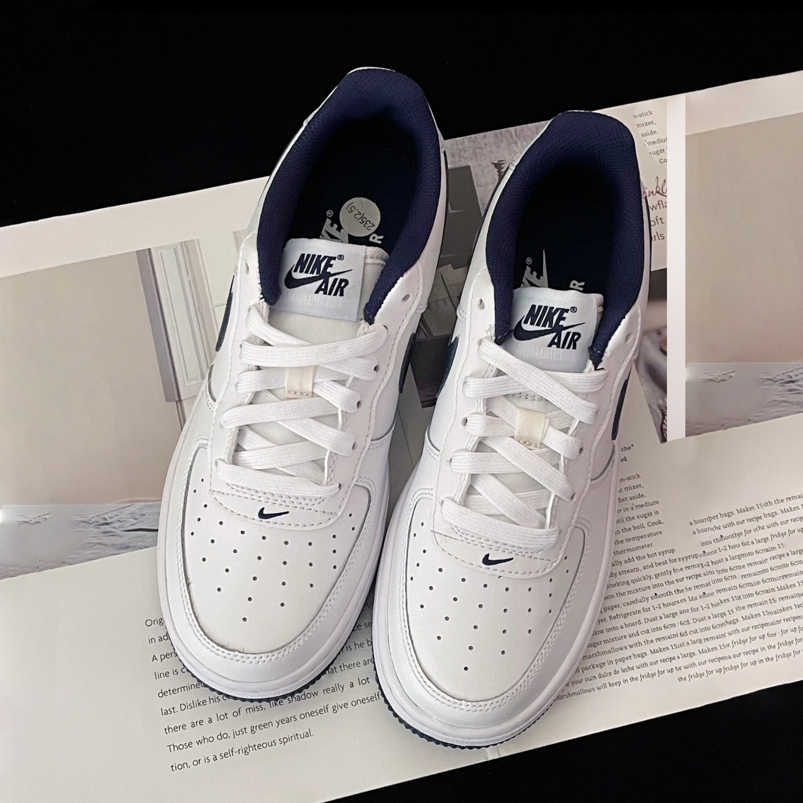 Nike Air Force 1 Low (GS) 海軍藍 藍白 FV5948-104