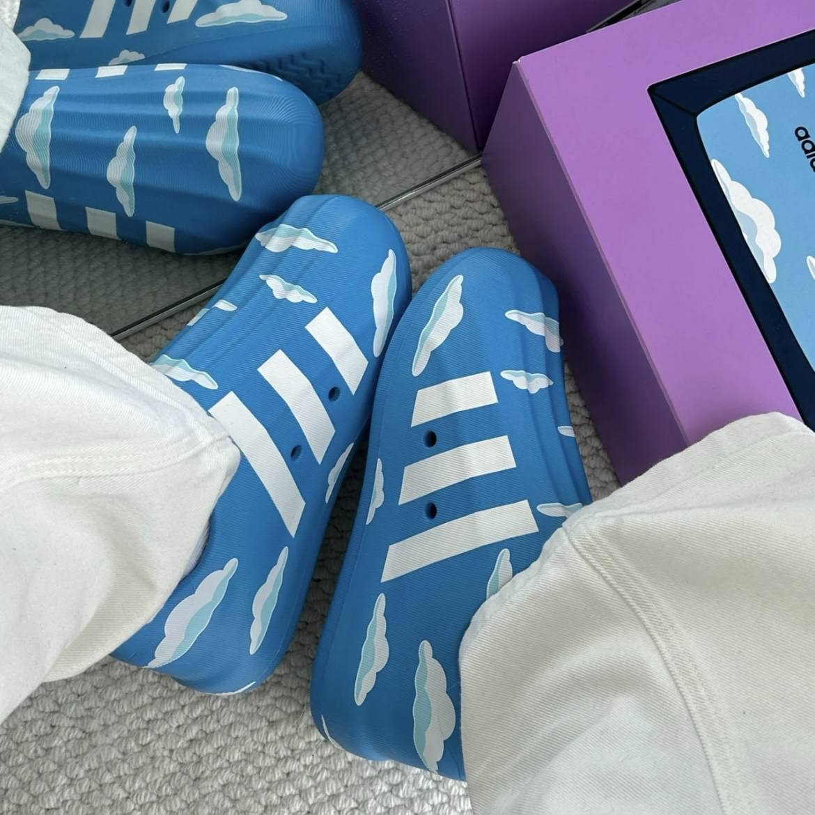 The Simpsons x Adidas Adifom Superstar 辛普森家庭 藍天白雲聯名款 貝殼頭膠鞋