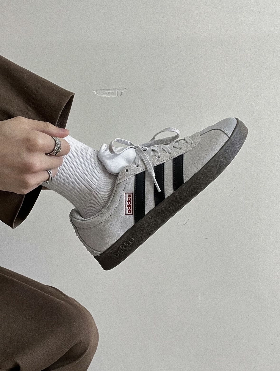 Adidas Neo VL Court 芝麻燕麥 灰色 麂皮 小Samba 男女款 HQ1802/預購