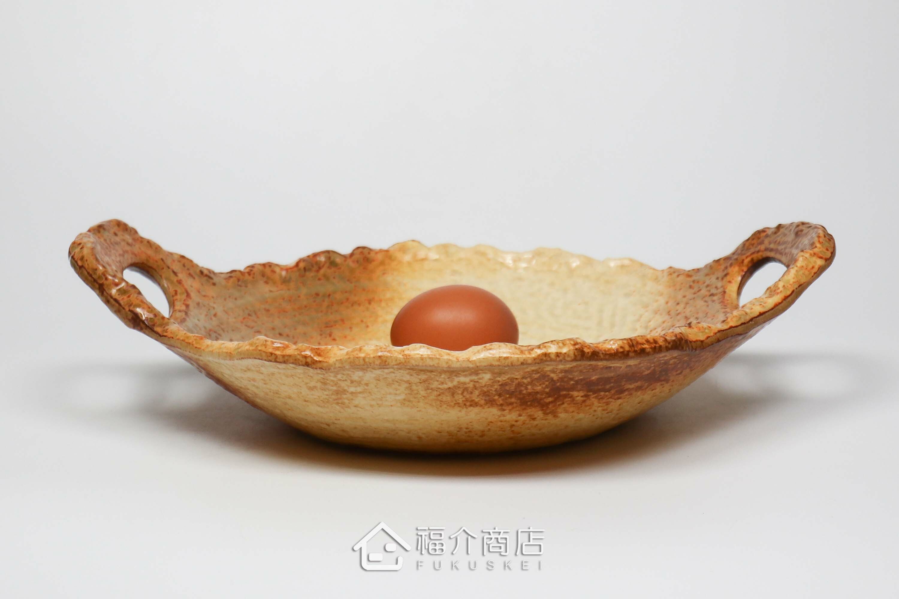 可以直火加熱烹調做煎肉、大阪燒、海鮮料理的耐熱陶盤