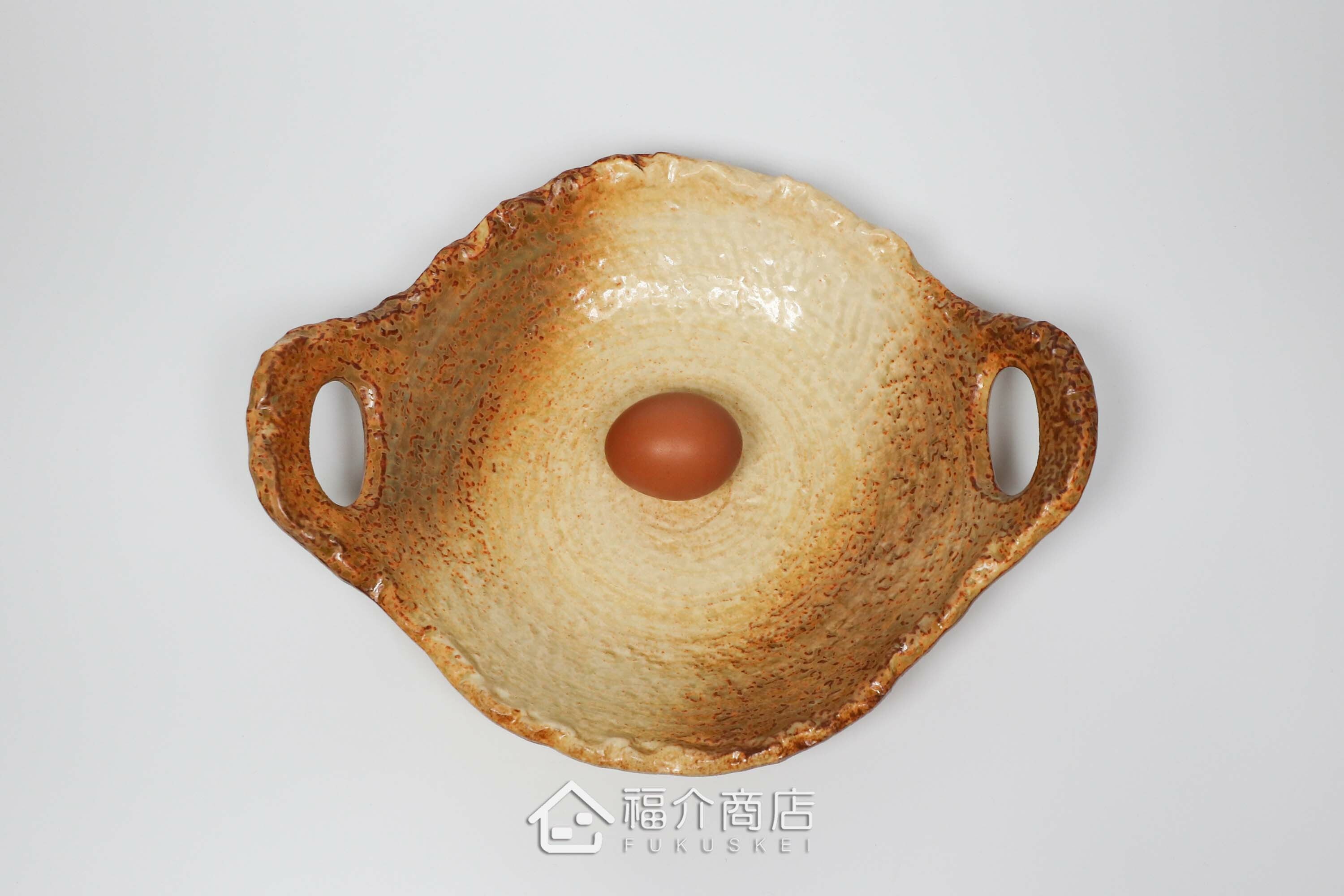 可以直火加熱烹調做煎肉、大阪燒、海鮮料理的耐熱陶盤