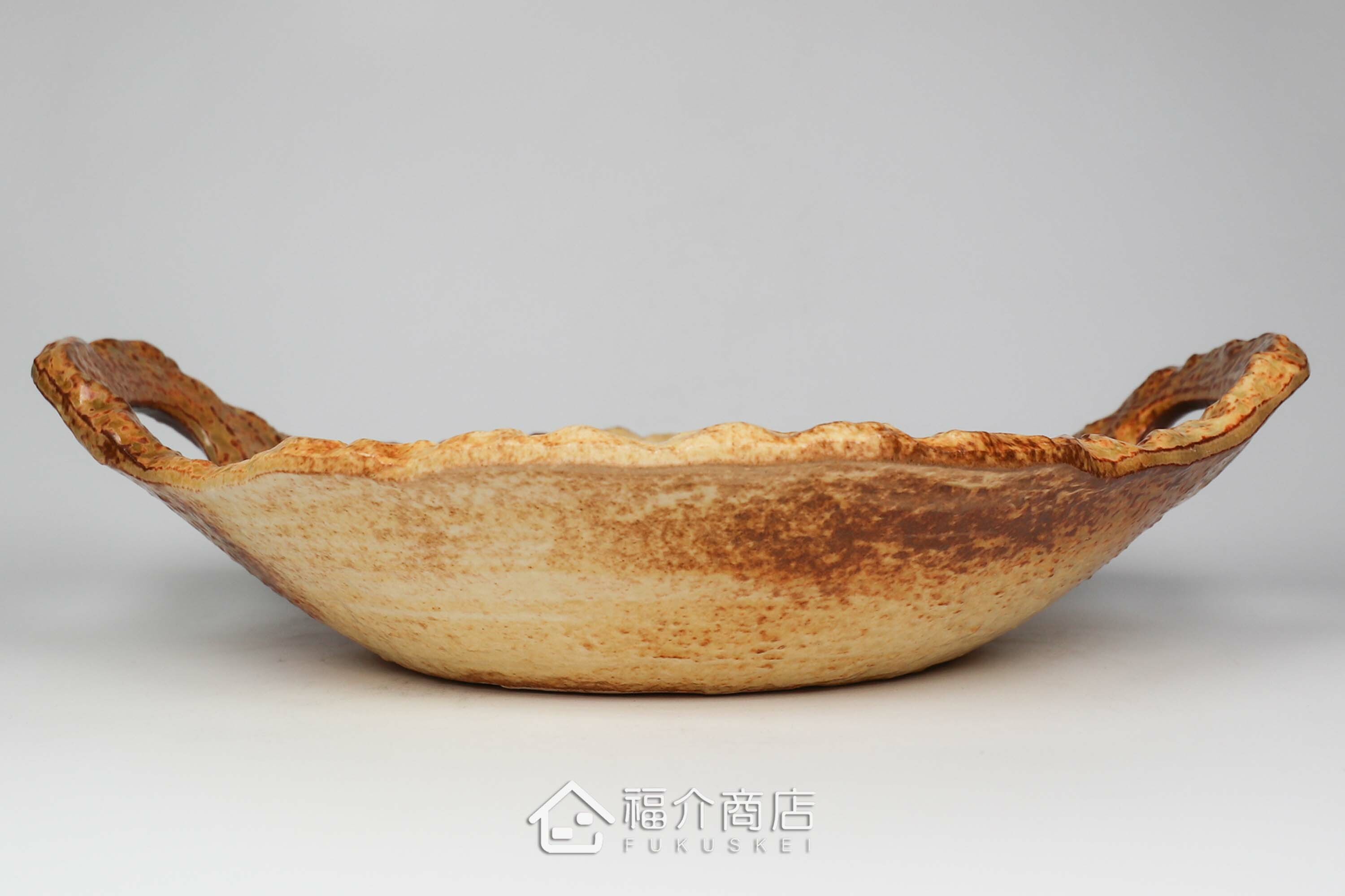 可以直火加熱烹調做煎肉、大阪燒、海鮮料理的耐熱陶盤