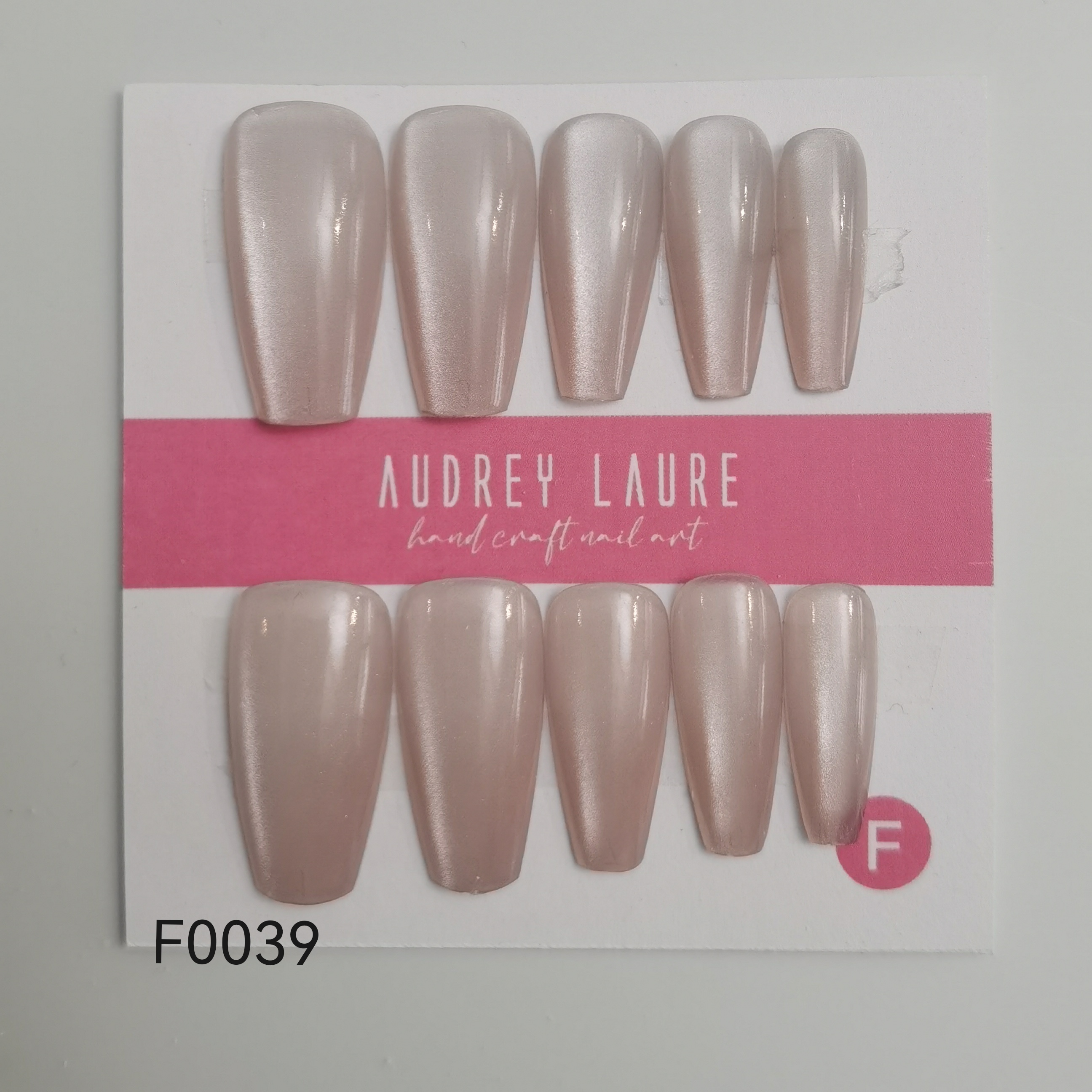 AUDREY LAURE 穿戴甲均碼 (F0039)